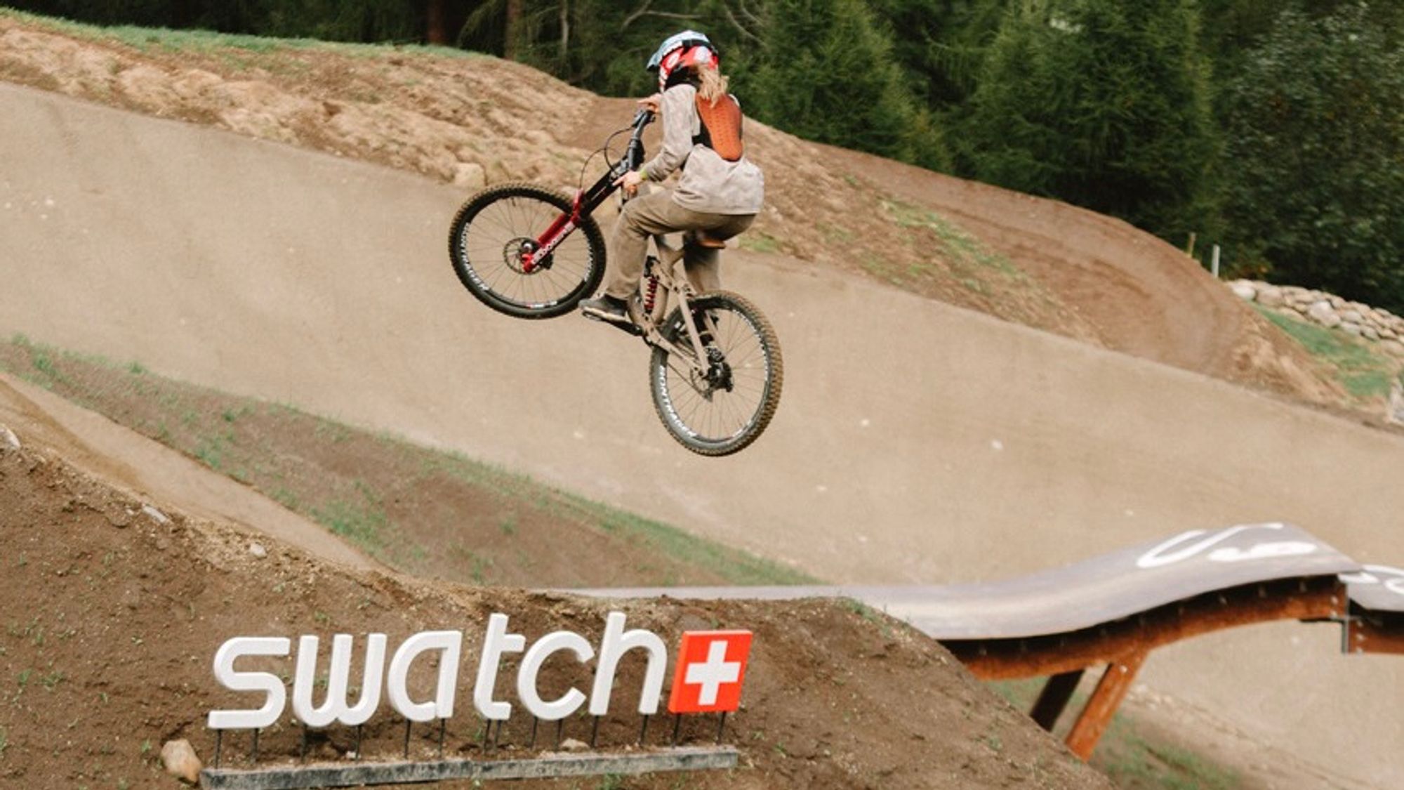 AUF EINEN «WHIP» MIT CASEY BROWN