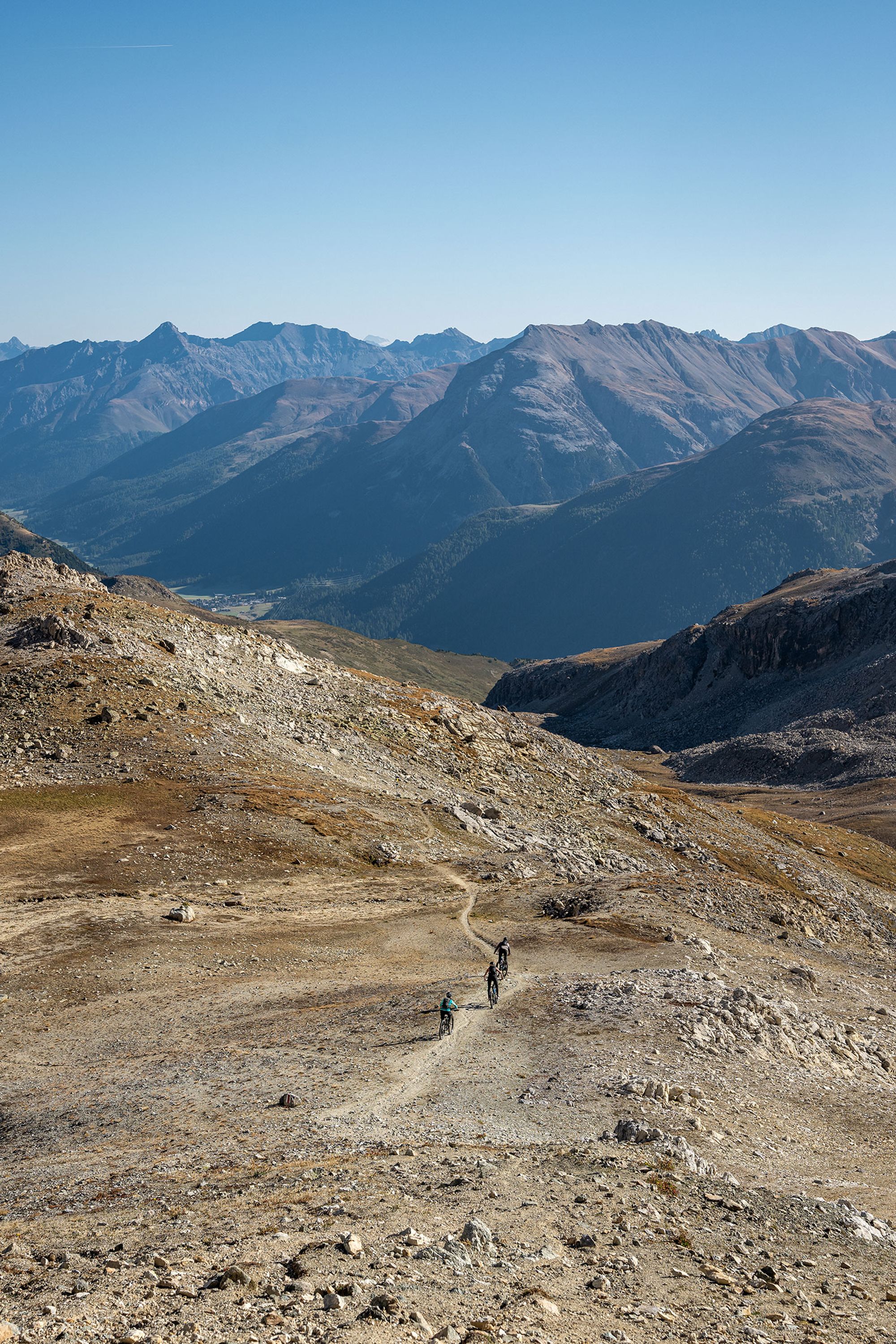 Wegweiser Engadin Spätsommer Symphonie