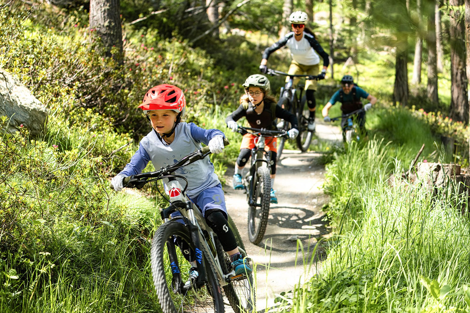 Wegweiser Mattertal Familienbiken