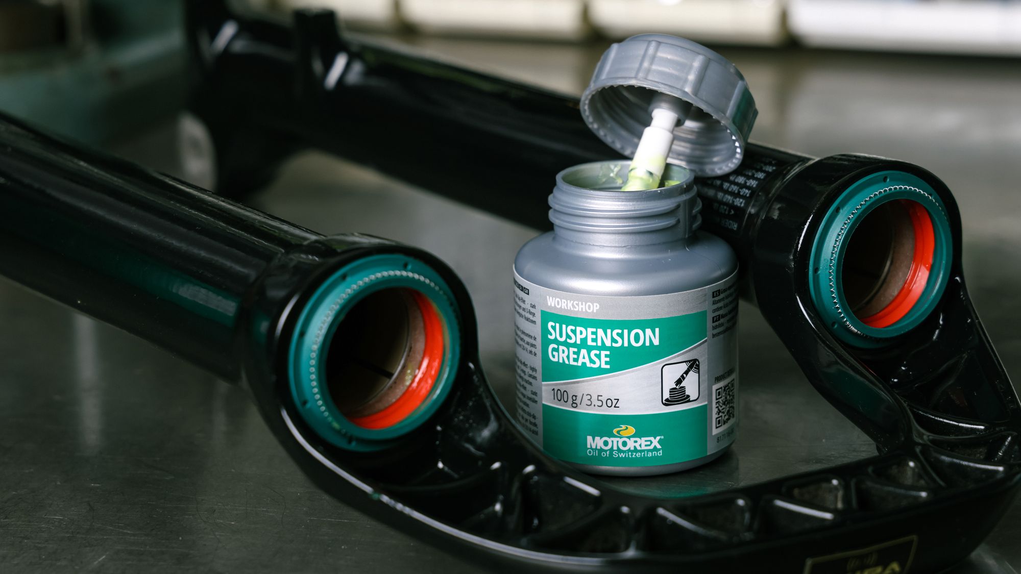 Neues für Bastler: Motorex stellt Suspension Grease vor