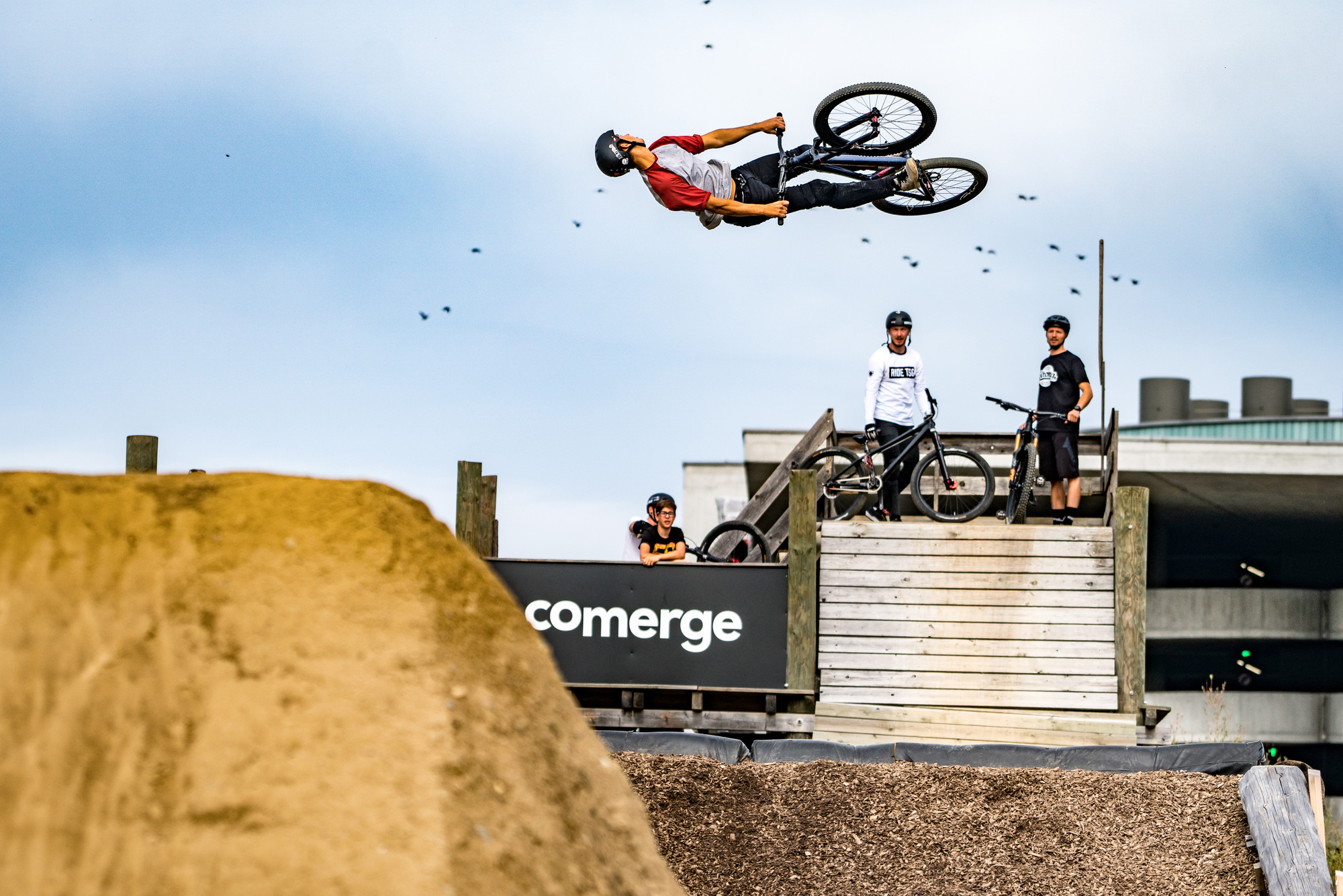 Dirt Contest im   Züritrails Jumppark