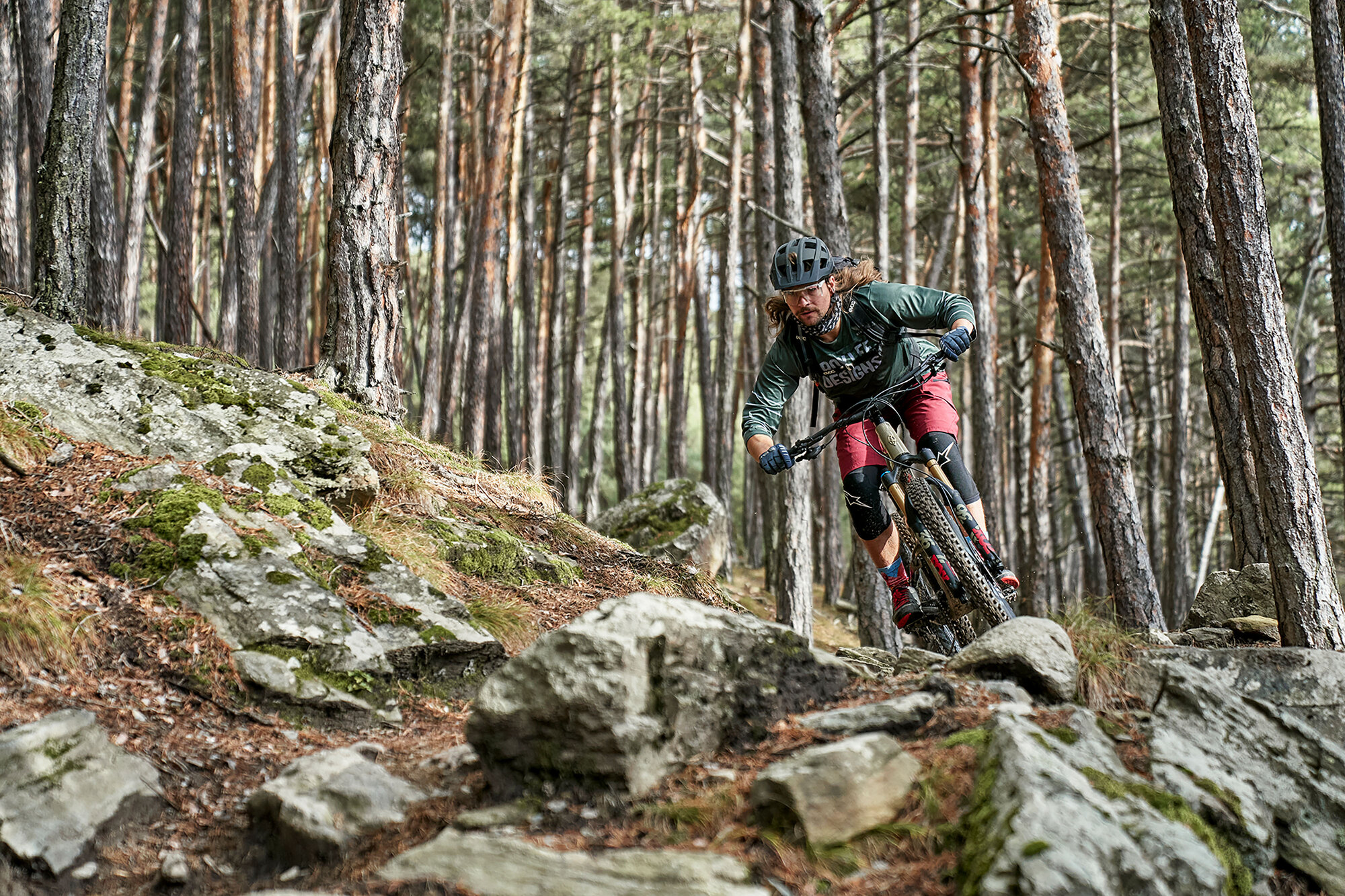 7 Bikes im Test: die schnellsten Enduros und Trailbikes 2020 7 Bikes im Test: die schnellsten Enduros und Trailbikes 2020
