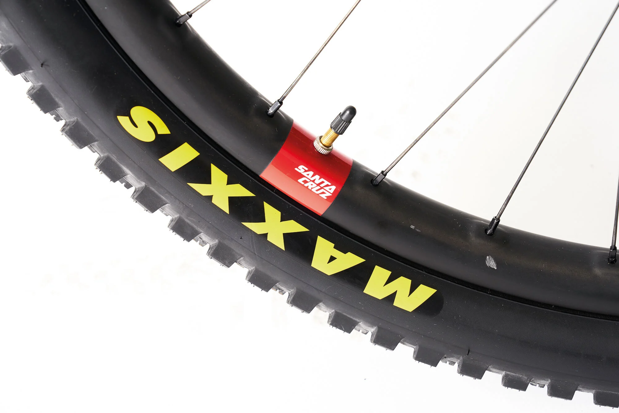 Santa Cruz Heckler X01