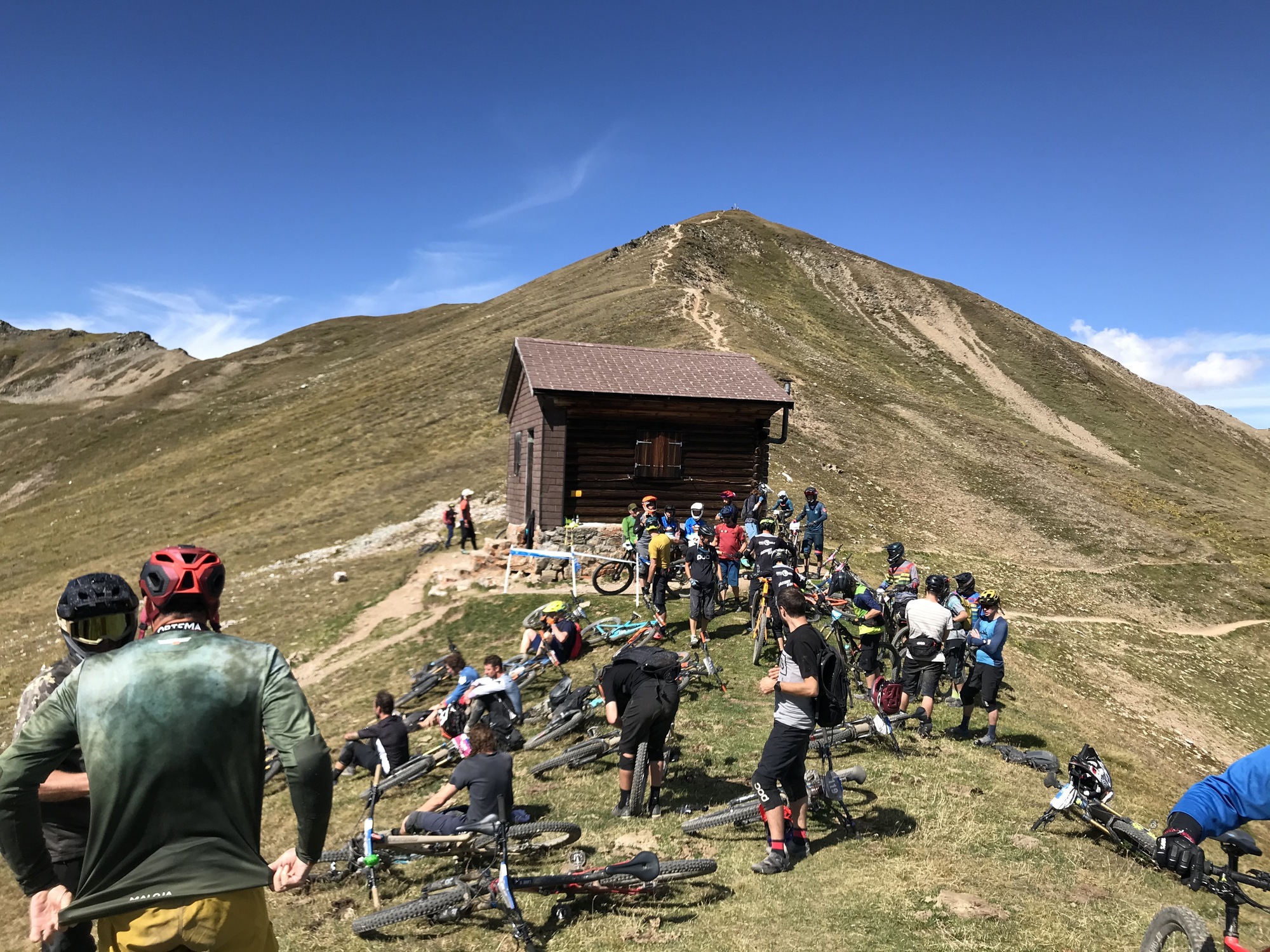 Mondraker Enduro Team: Epische Trails im Rennmodus Mondraker Enduro Team: Epische Trails im Rennmodus
