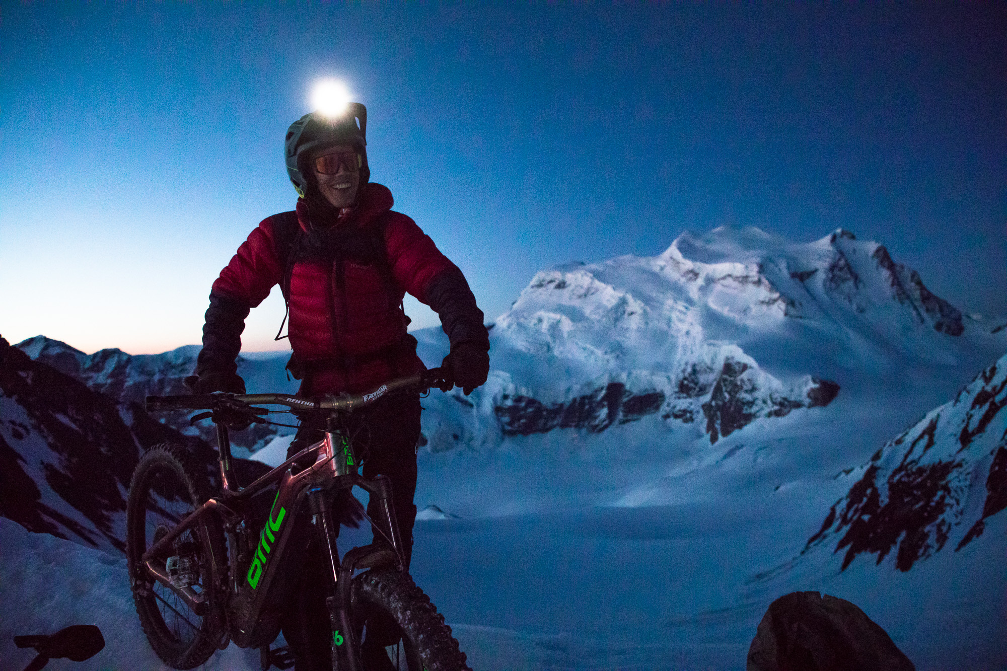 Ludo et son vélo #10: Mit dem E-MTB auf den Petit Combin Ludo et son vélo #10: Mit dem E-MTB auf den Petit Combin