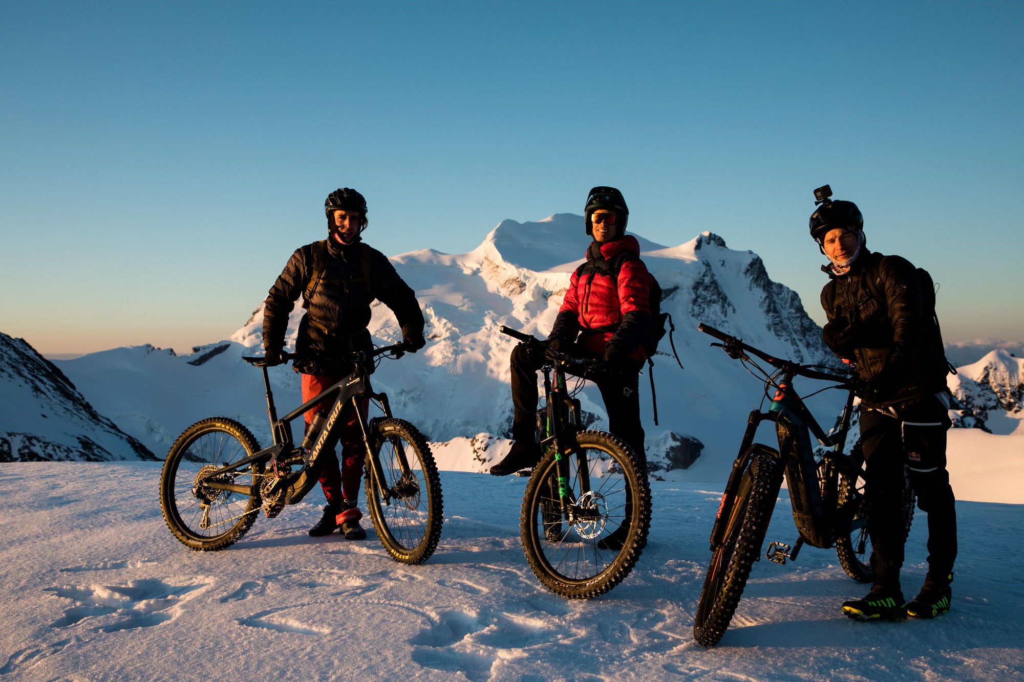 Ludo et son vélo #10: Mit dem E-MTB auf den Petit Combin Ludo et son vélo #10: Mit dem E-MTB auf den Petit Combin