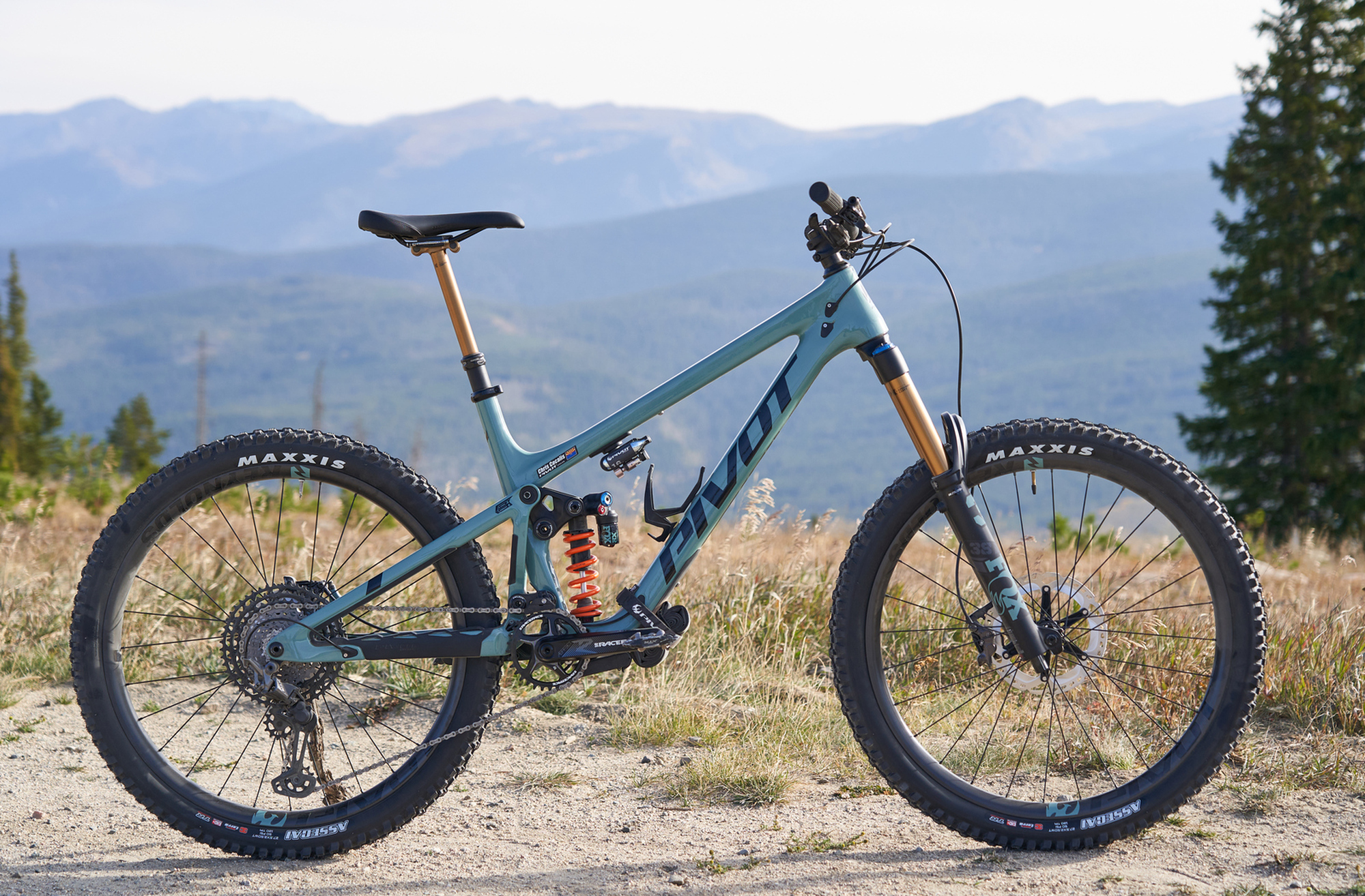 Das neue Pivot Mach 6 Spassmaschine fürs Gelände oder Enduro-Allrounder