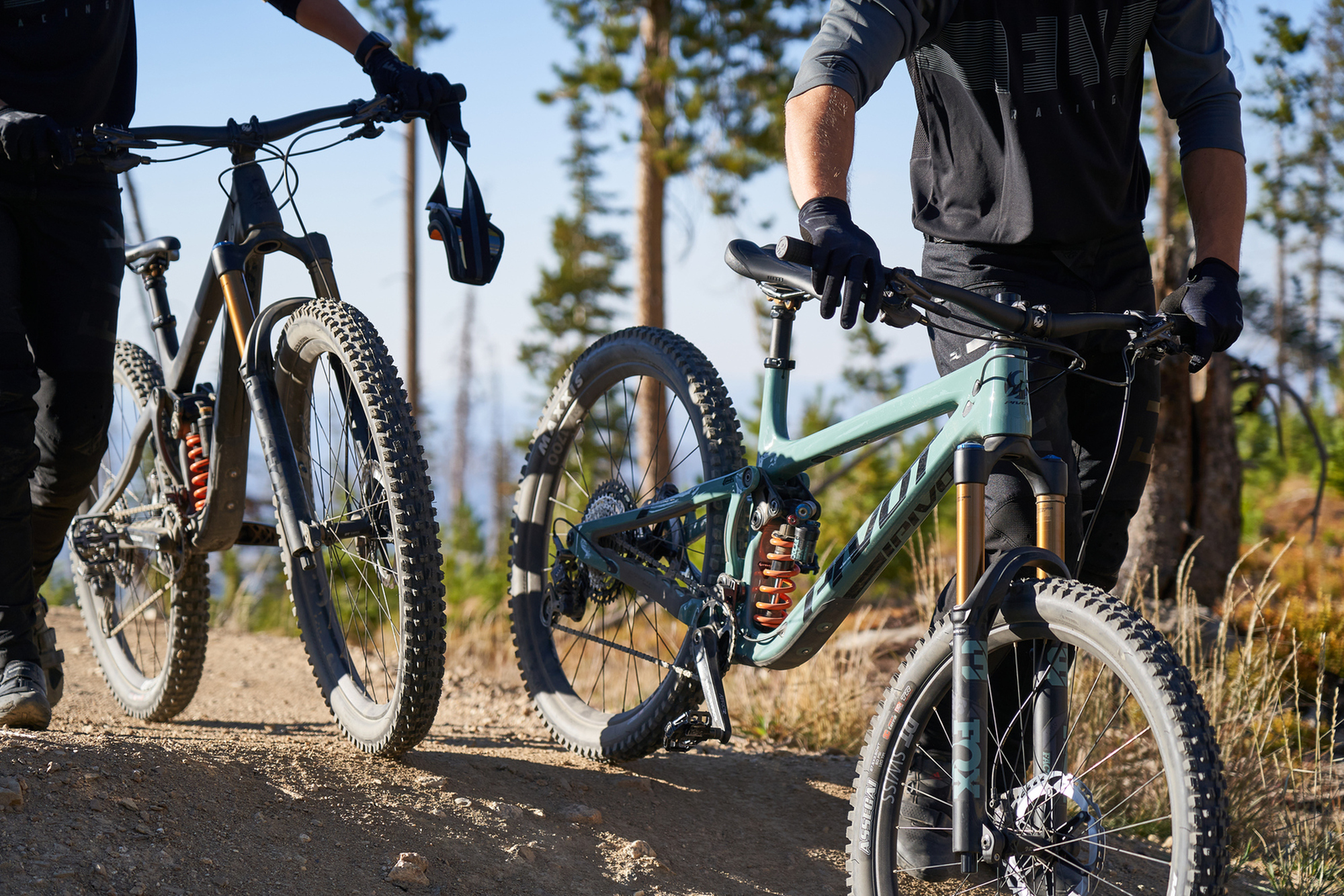 Das neue Pivot Mach 6 Spassmaschine fürs Gelände oder Enduro-Allrounder