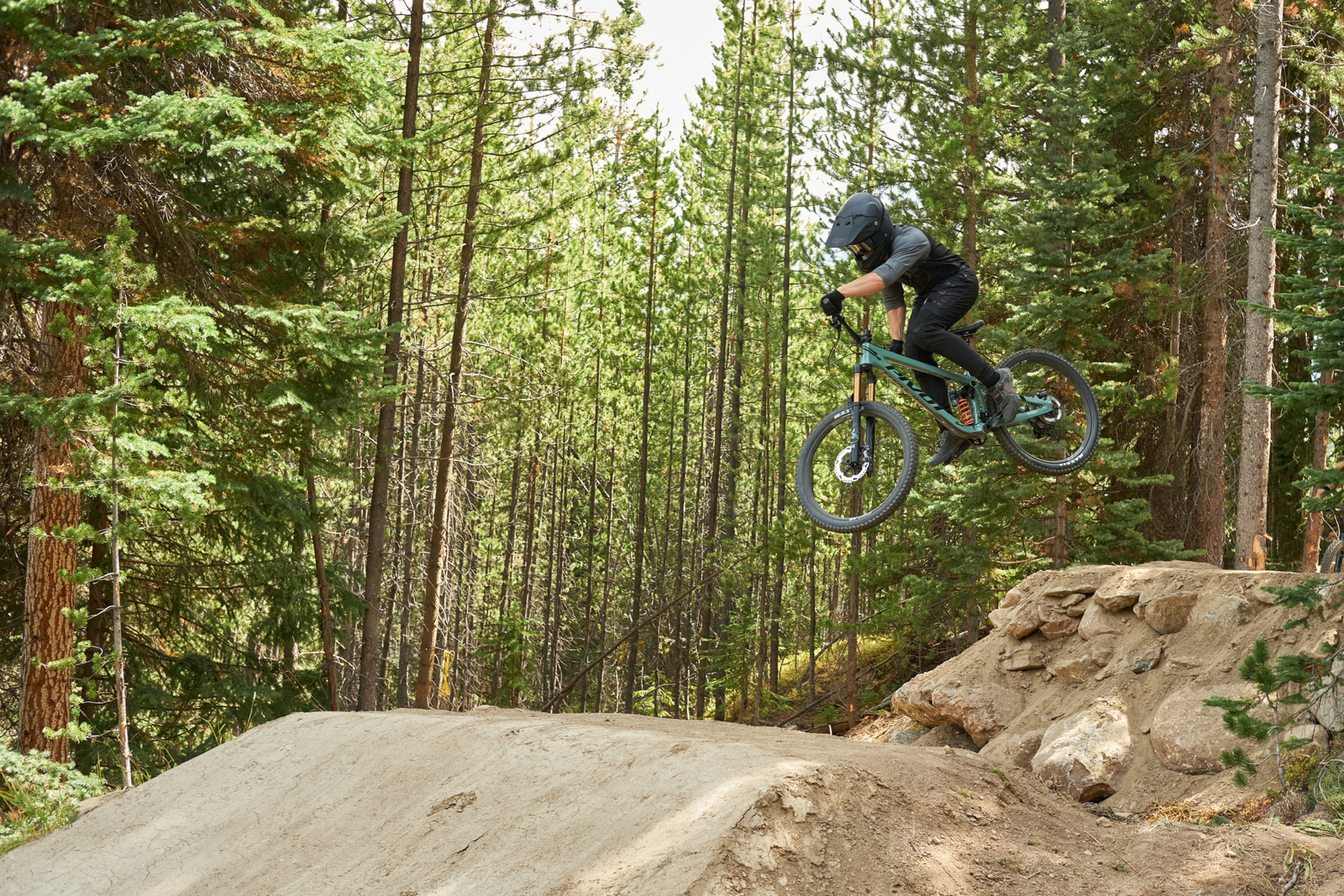 Das neue Pivot Mach 6 Spassmaschine fürs Gelände oder Enduro-Allrounder