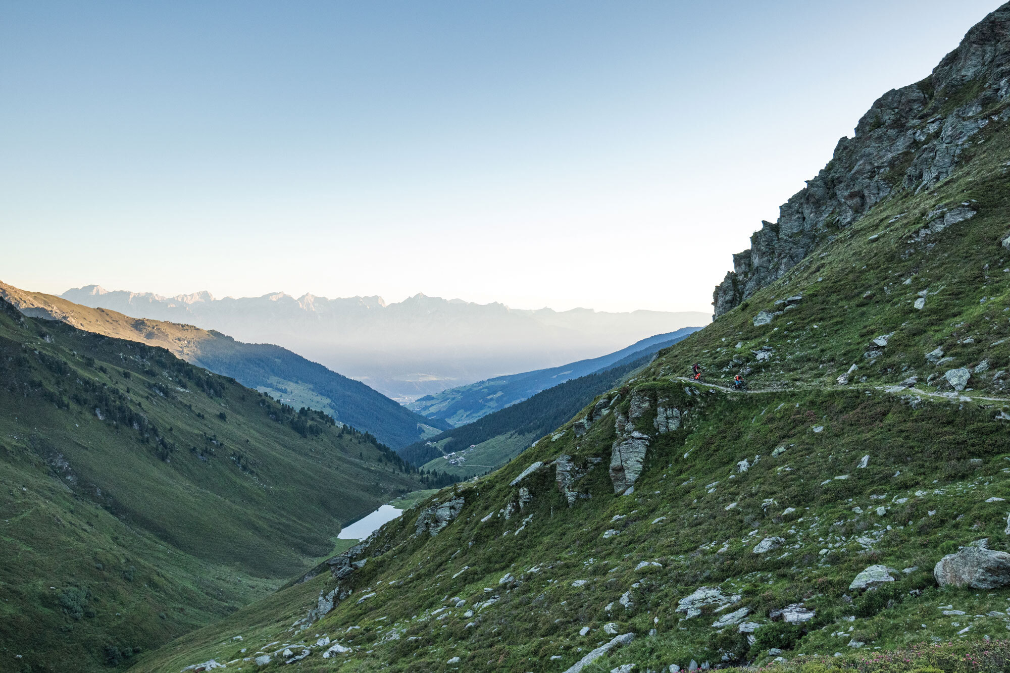 Flucht nach oben Tirol von Joch zu Joch Flucht nach oben Tirol von Joch zu Joch