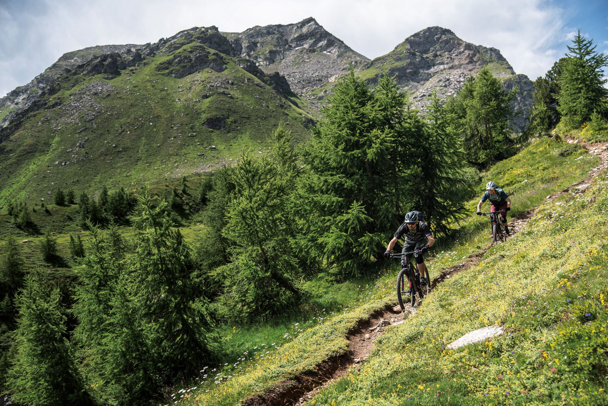 Route 65   Raue Trails im Alto Ticino
