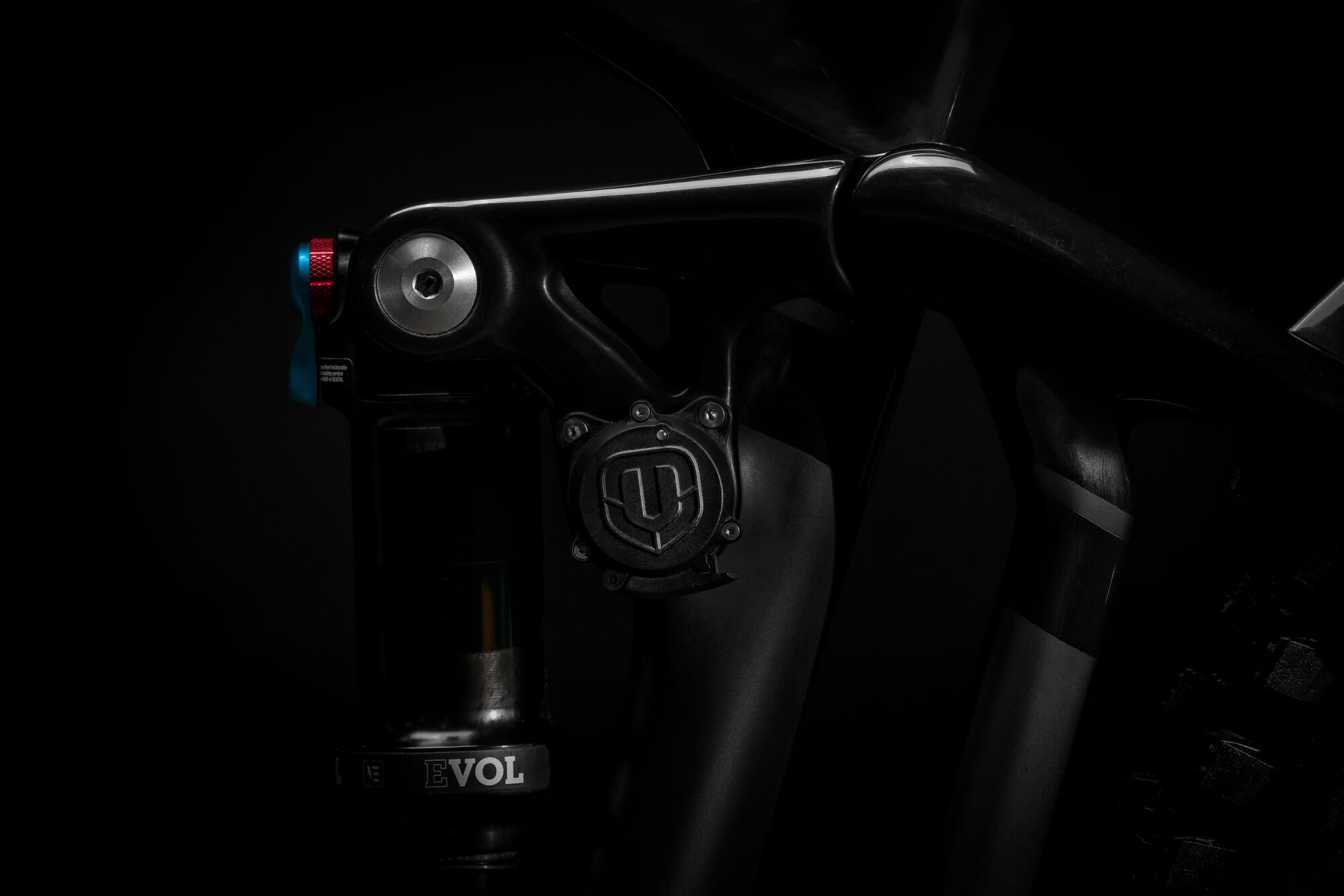 Mondraker MIND Ein Telemetriesystem für Biker Mondraker MIND Ein Telemetriesystem für Biker