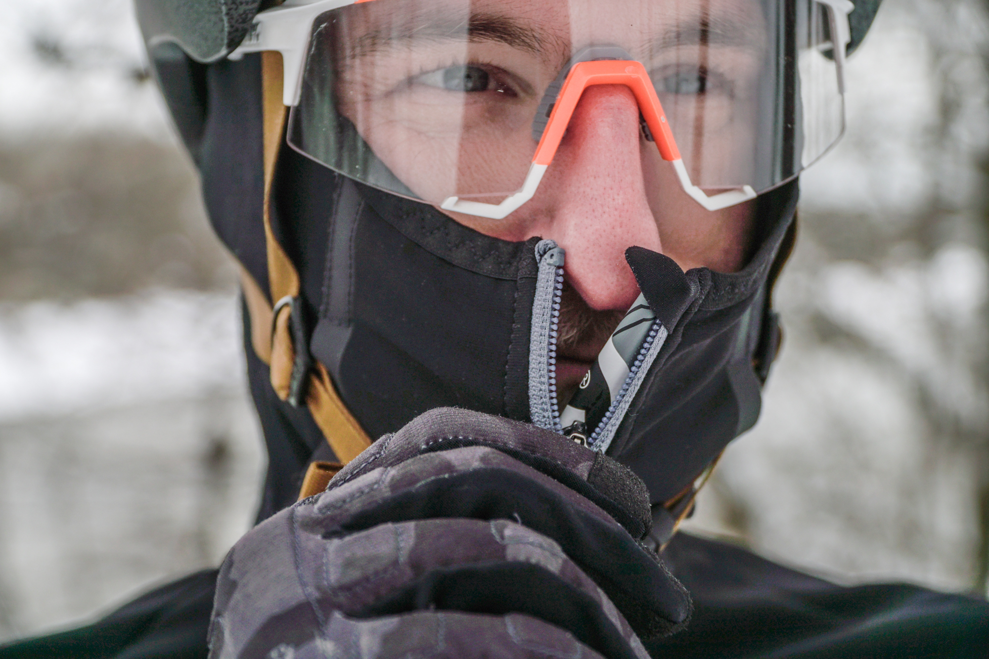 Im Test: Assos Trail Winter Softshell Jacket und Cargo Pants Im Test: Assos Trail Winter Softshell Jacket und Cargo Pants