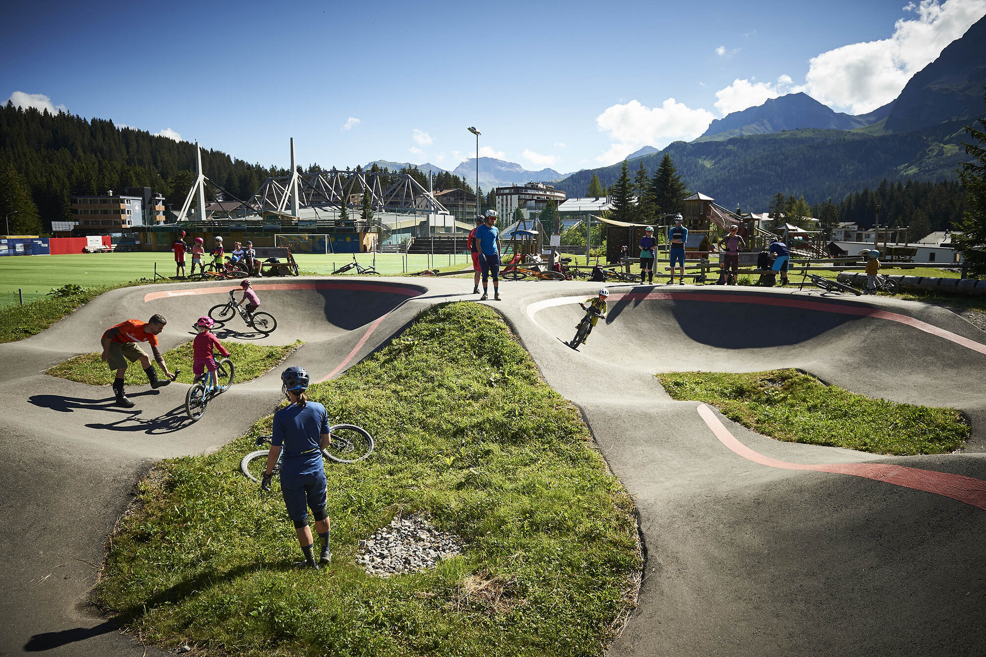 Mountainbiken mit Kids: Hier steppt der Bär Mountainbiken mit Kids: Hier steppt der Bär