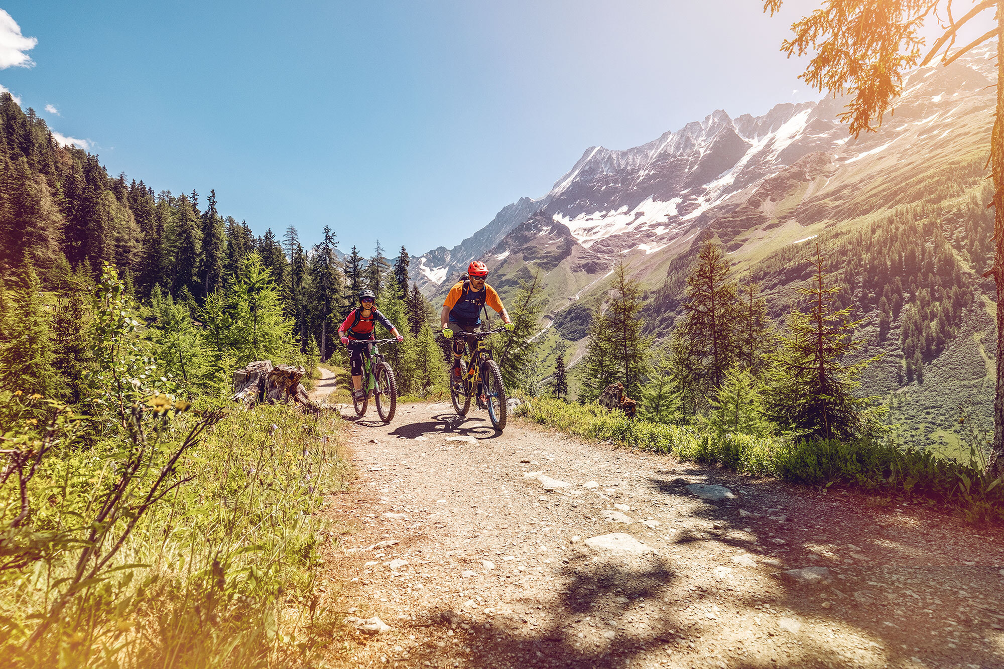 Spielplatz der Superlative - Mountainbiken im Wallis Spielplatz der Superlative - Mountainbiken im Wallis