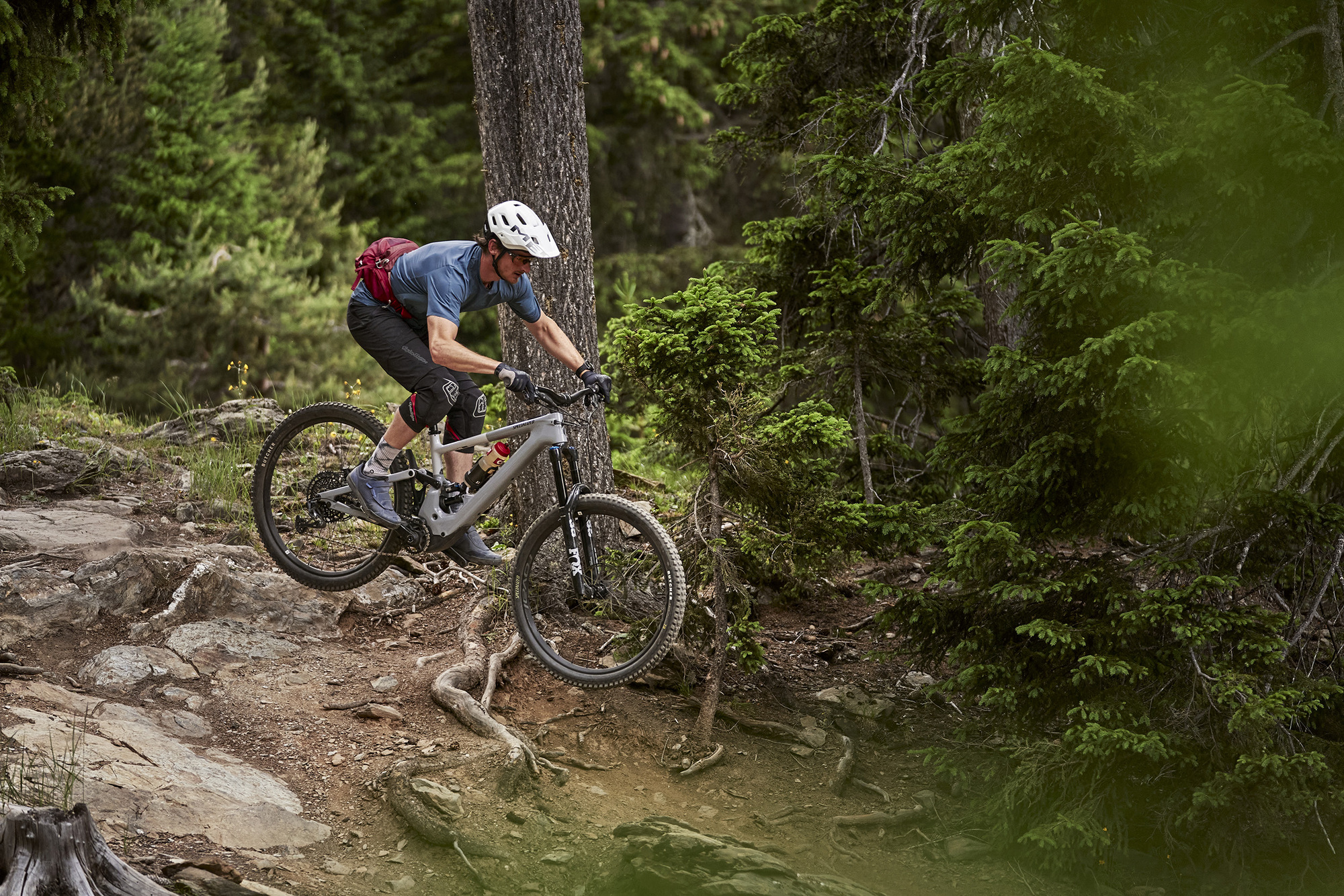 Im Test: 10 MTBs mit und ohne Motor Im Test: 10 MTBs mit und ohne Motor