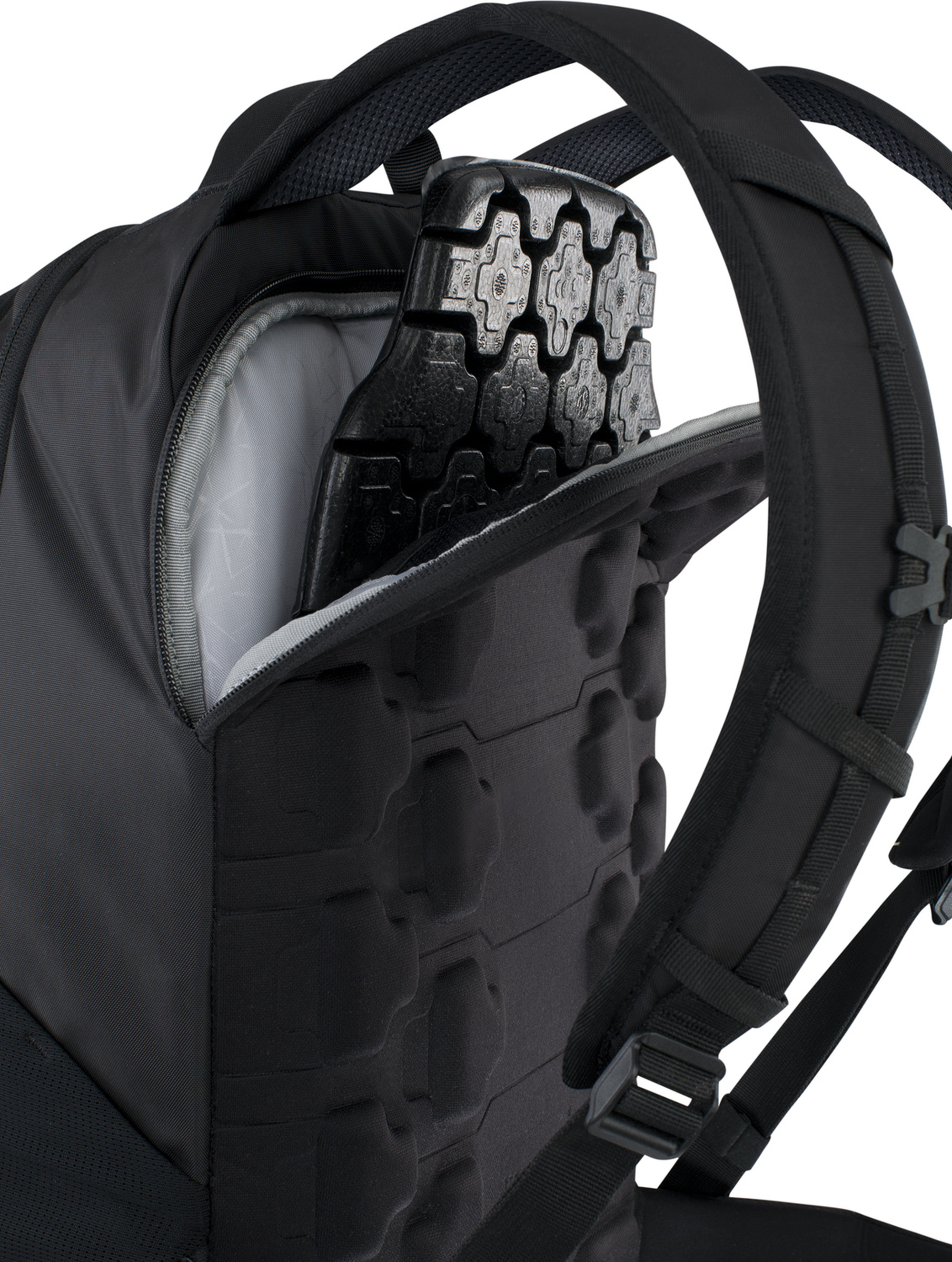 Saefty first: erster Airbag-Bike-Rucksack Saefty first: erster Airbag-Bike-Rucksack
