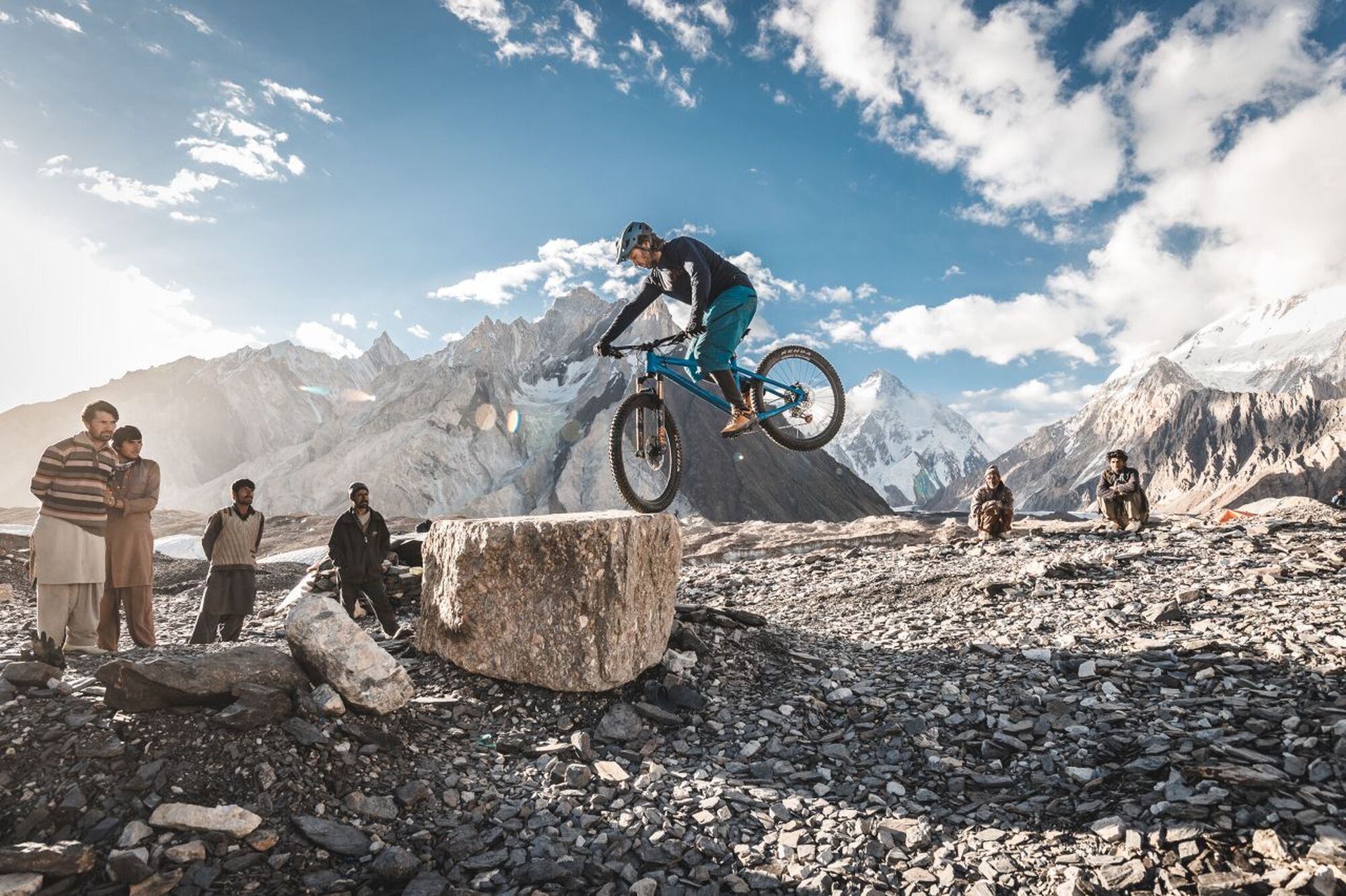 Mit dem Bike um die Welt: Bike-Abenteuerer Gerhard Czener im Live-Vortrag