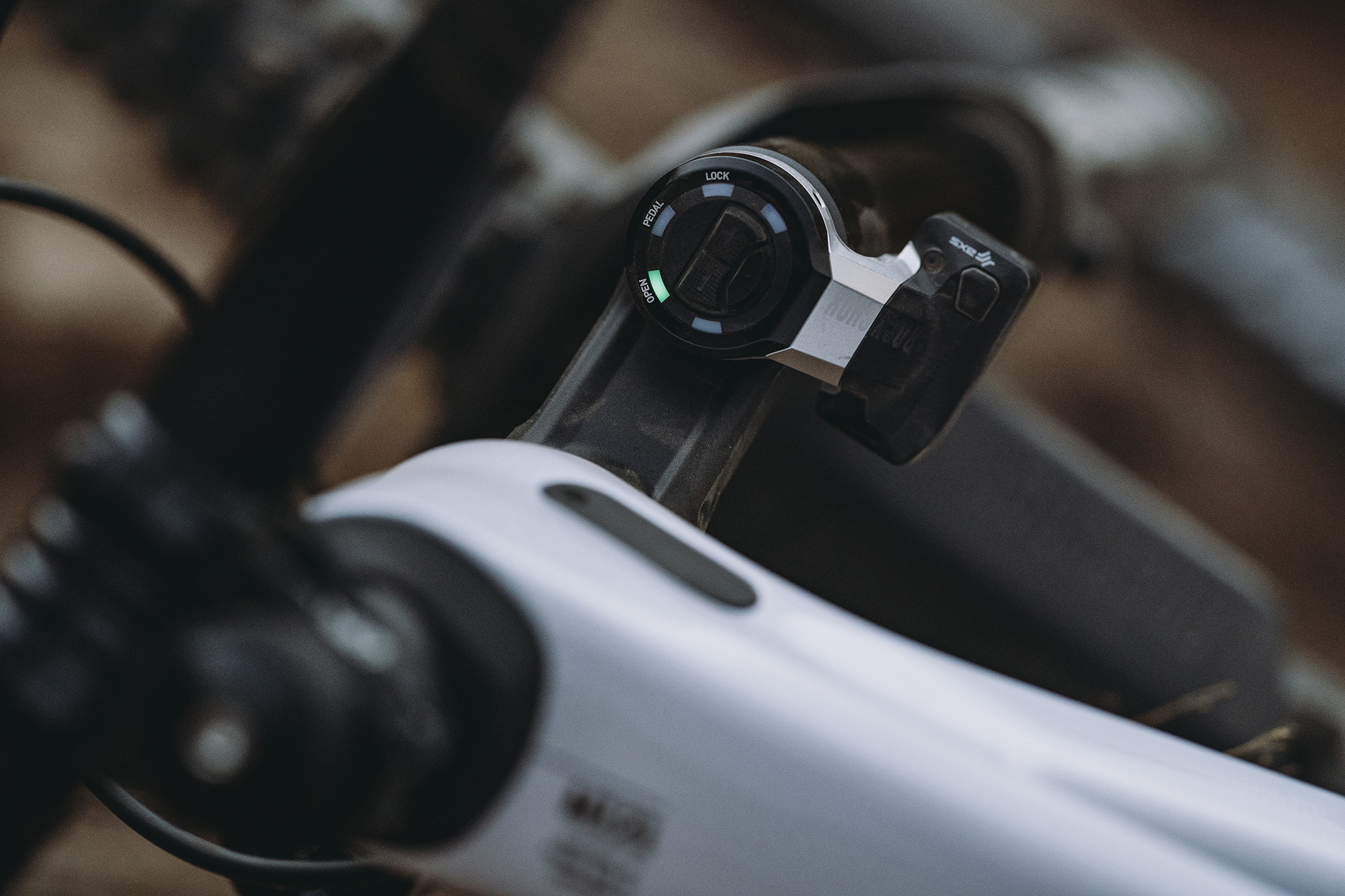 Flight Attendant Automatisches Fahrwerk von RockShox