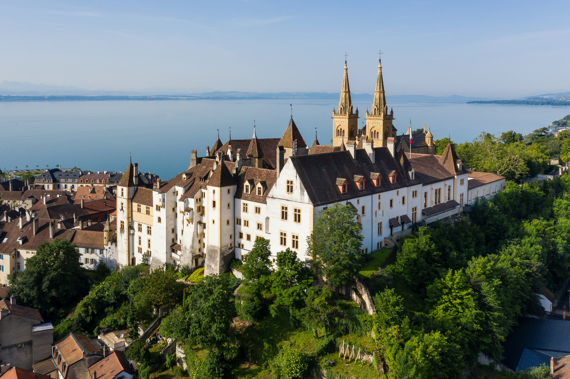 Im Drei-Seen-Land: City Ride Neuchâtel Im Drei-Seen-Land: City Ride Neuchâtel
