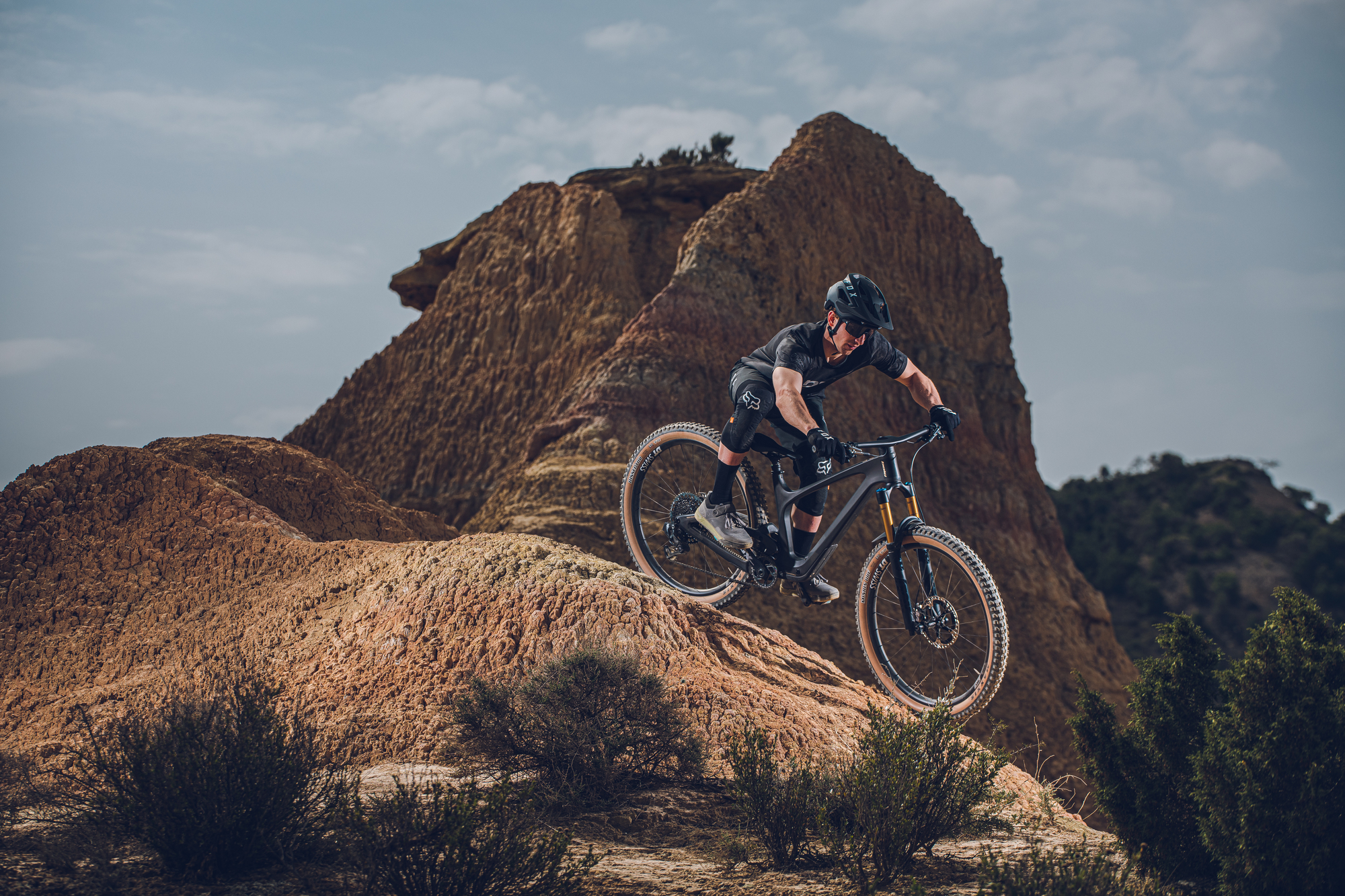 Neue Bike-Schuhe von Unparallel: Dust Up und Up Link