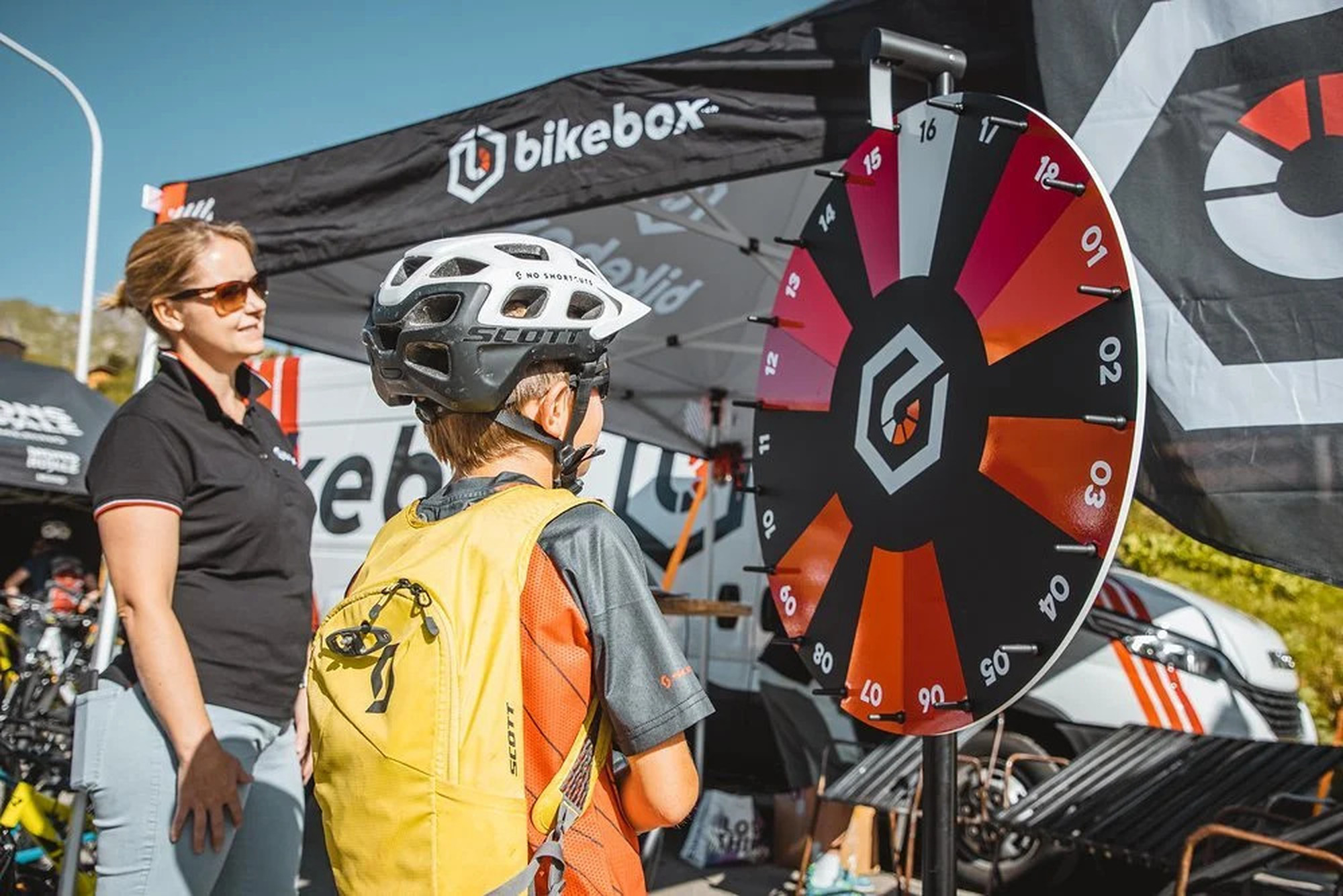 Biken für die ganze Familie: Die «Family Bike Vibes» in Arosa Biken für die ganze Familie: Die «Family Bike Vibes» in Arosa