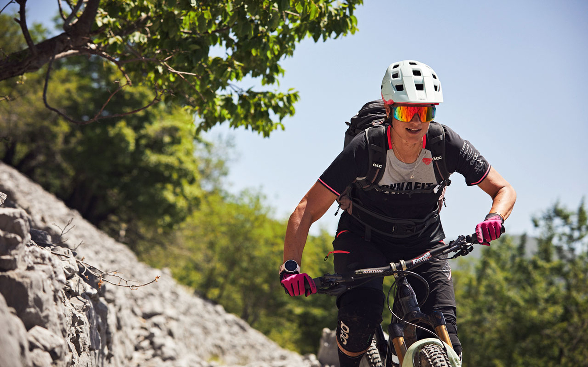 ABUS MODROP: Allround-Helme für den Trail