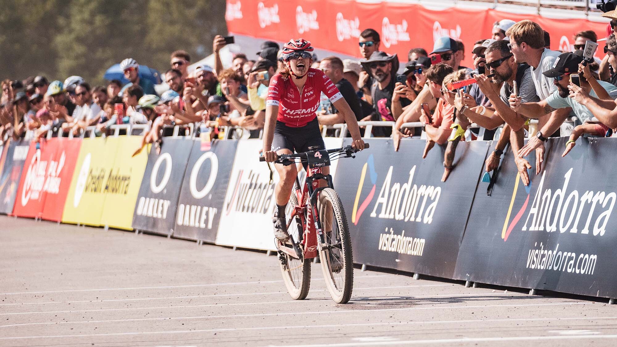 Welcup Vallnord: Staubschlacht und Schweizer Doppelsieg Welcup Vallnord: Staubschlacht und Schweizer Doppelsieg