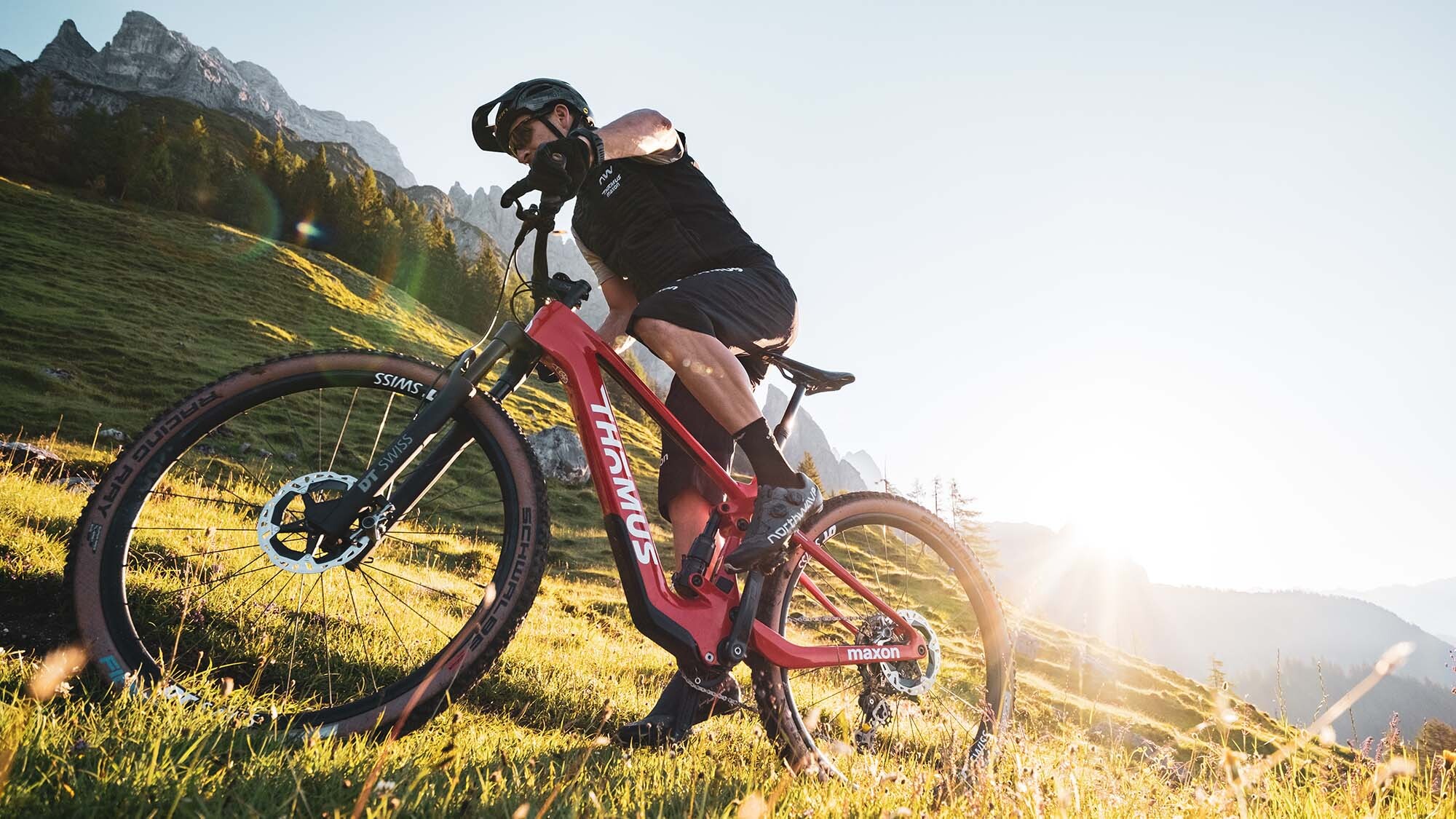 Thömus launcht «das leichteste E-MTB der Welt»
