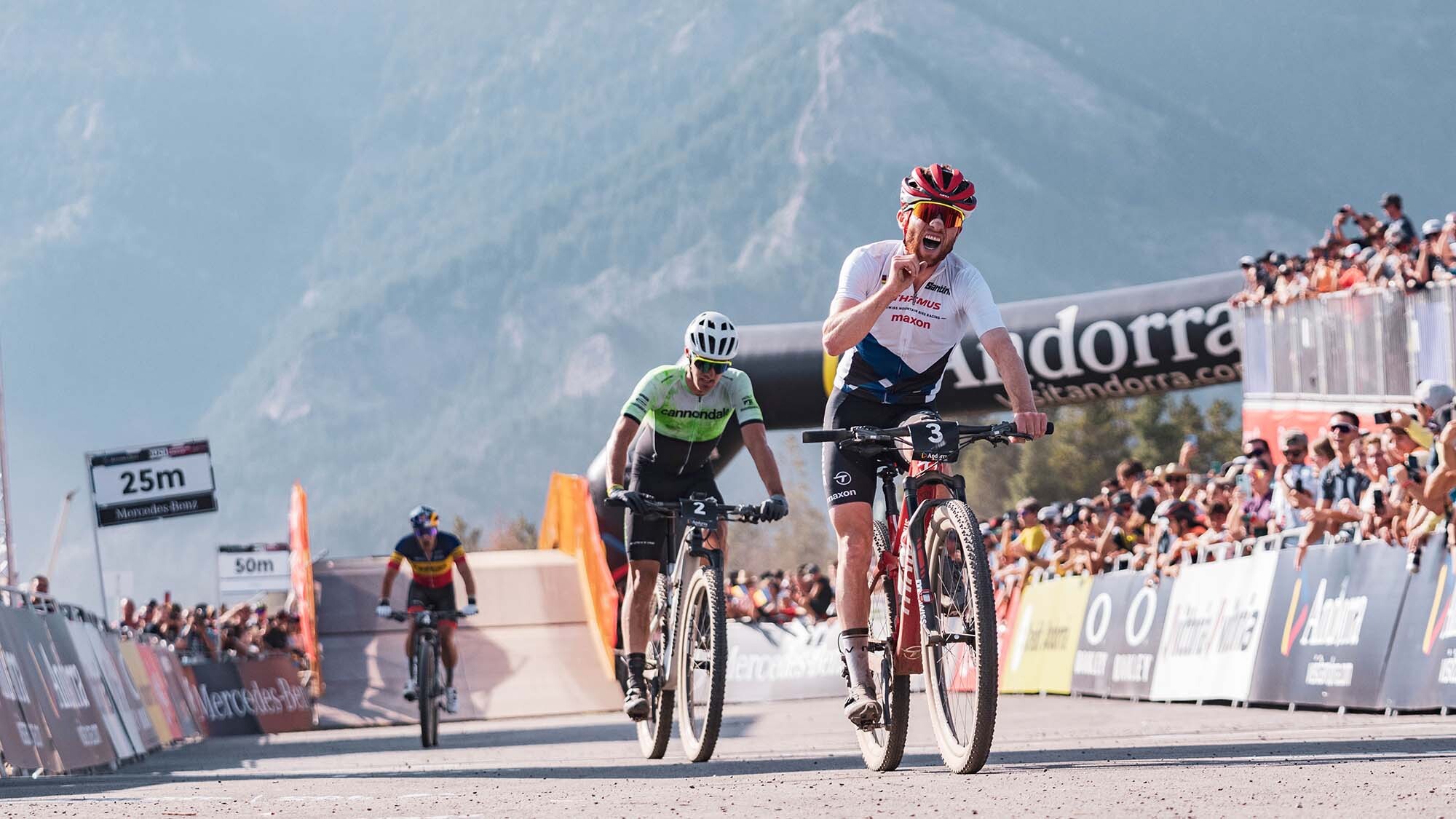 Welcup Vallnord: Staubschlacht und Schweizer Doppelsieg Welcup Vallnord: Staubschlacht und Schweizer Doppelsieg