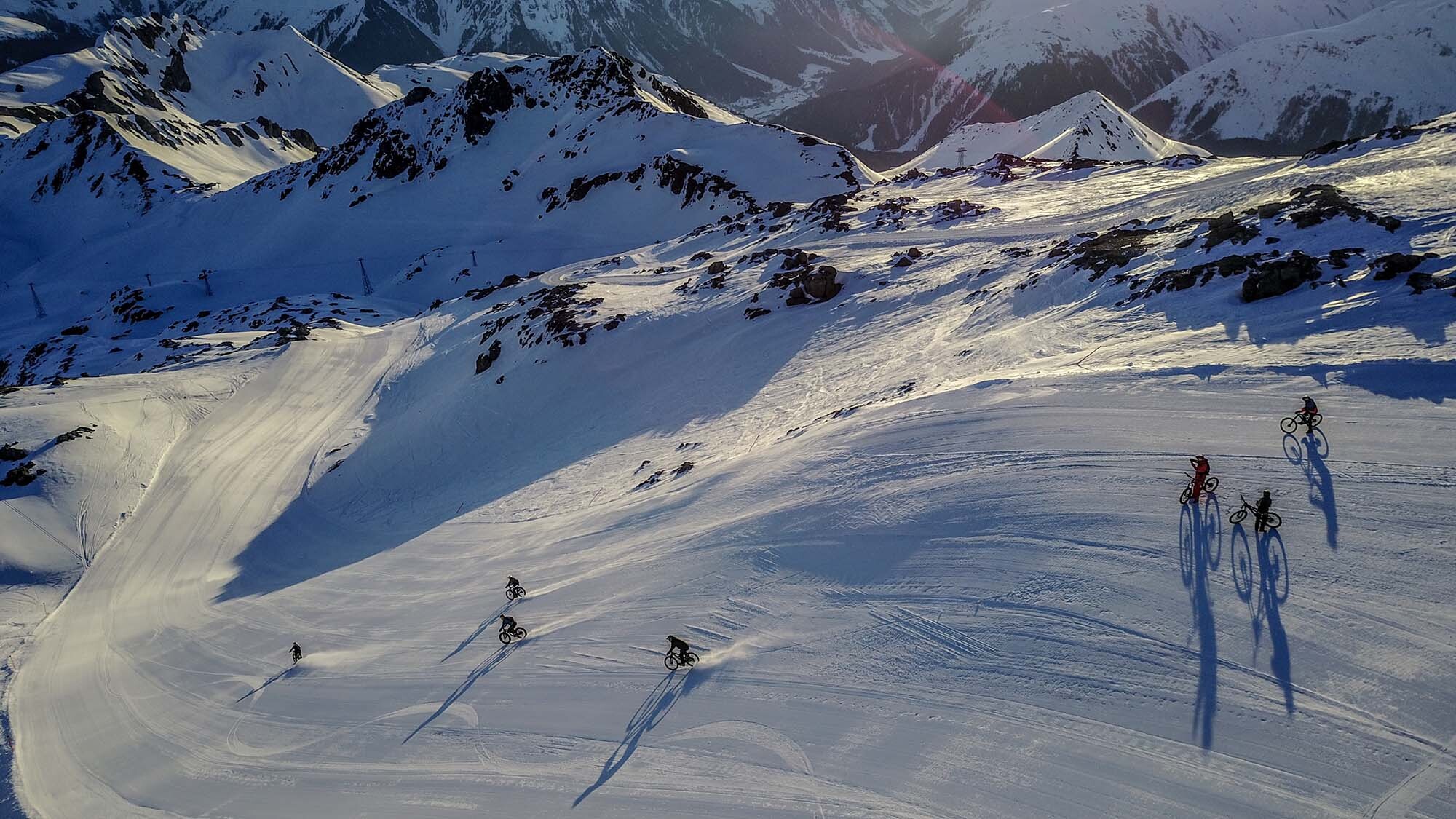 Davos: Morning Flow Ride & Ride the Night 2023 Davos: Morning Flow Ride & Ride the Night 2023