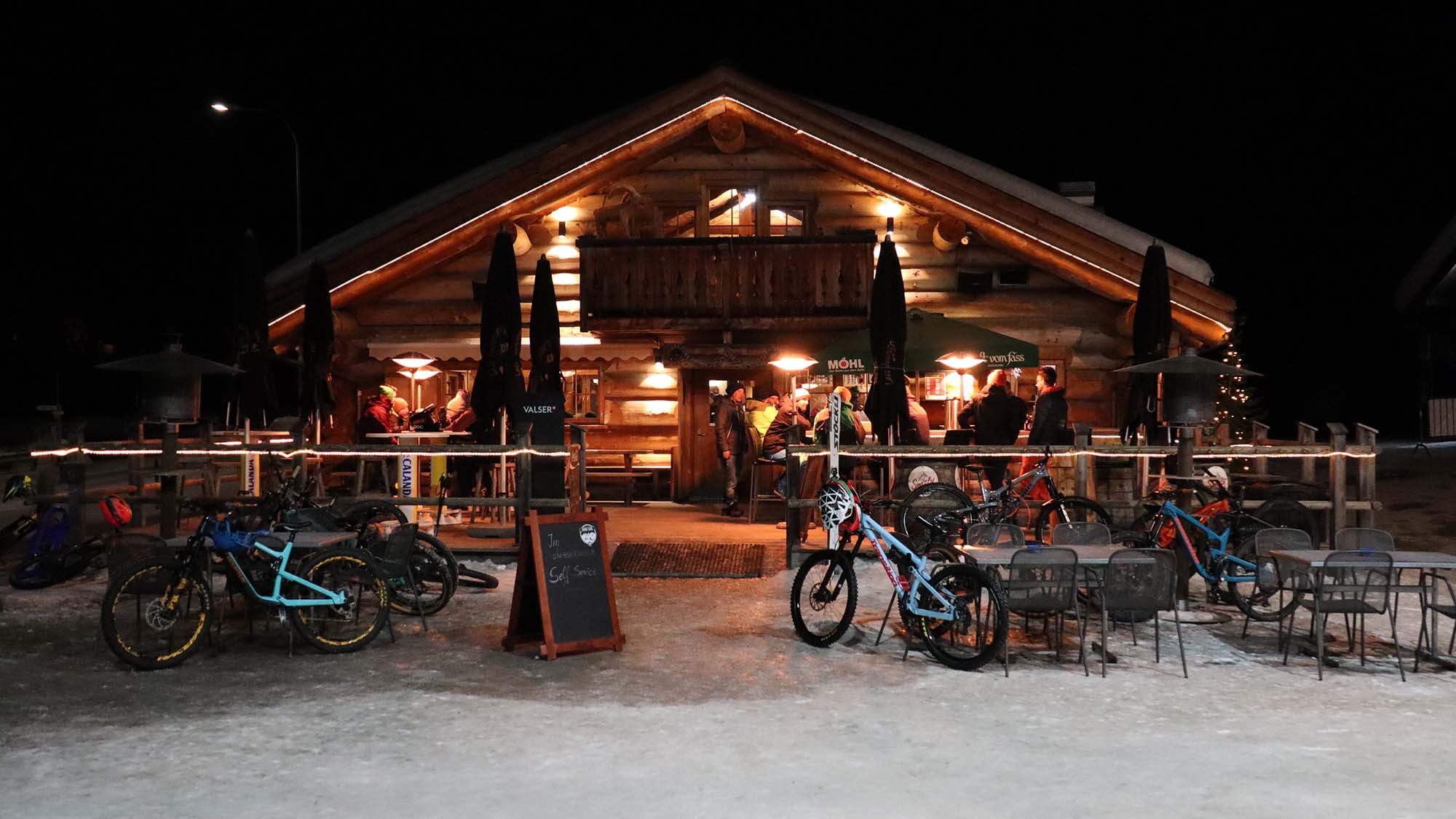 Davos: Morning Flow Ride & Ride the Night 2023 Davos: Morning Flow Ride & Ride the Night 2023