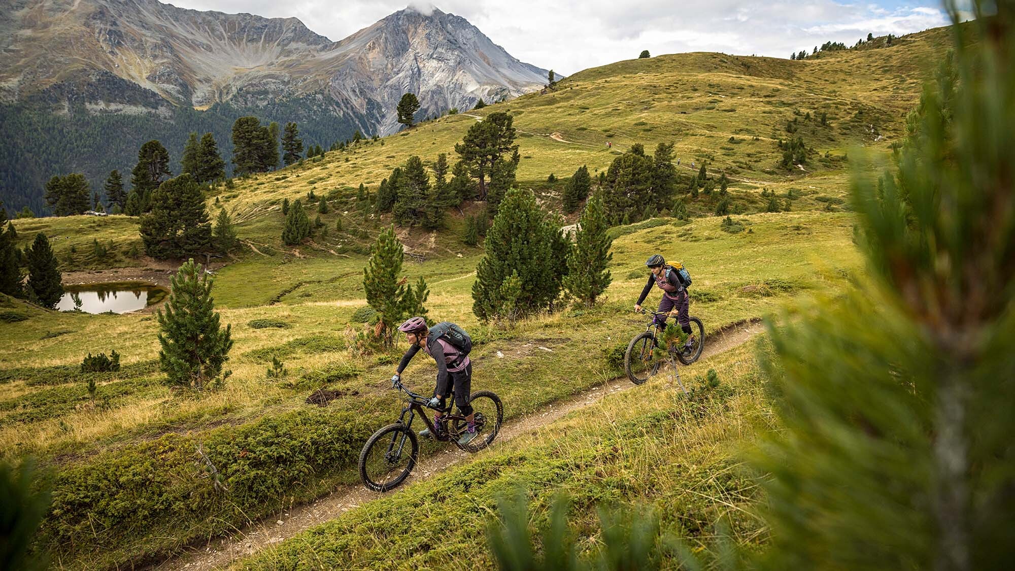 Trai(l)s Vals. Tälerübergreifende MTB Tour. Trai(l)s Vals. Tälerübergreifende MTB Tour.
