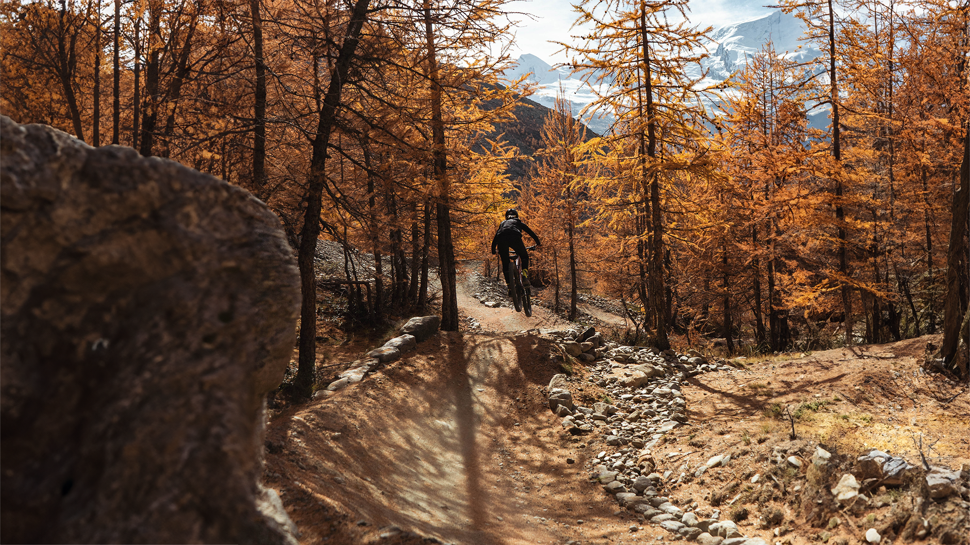 Neuer Flowtrail im Saastal Neuer Flowtrail im Saastal
