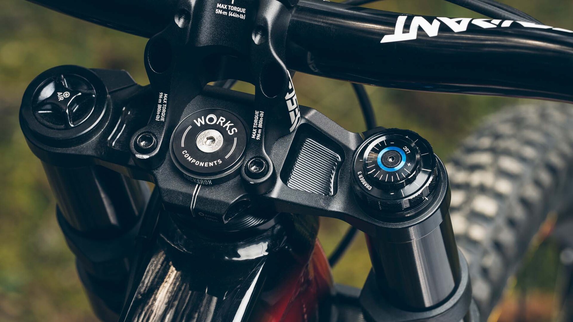 Smooth is fast! RockShox mit neuer BoXXer.