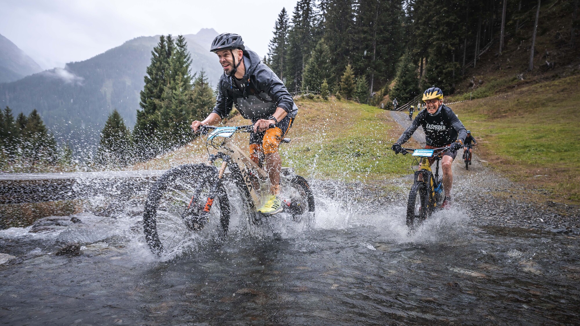 Auf Einladung zur E-Bike WM nach Ischgl. Startplatz und exquisite Logie für Zwei. Auf Einladung zur E-Bike WM nach Ischgl. Startplatz und exquisite Logie für Zwei.