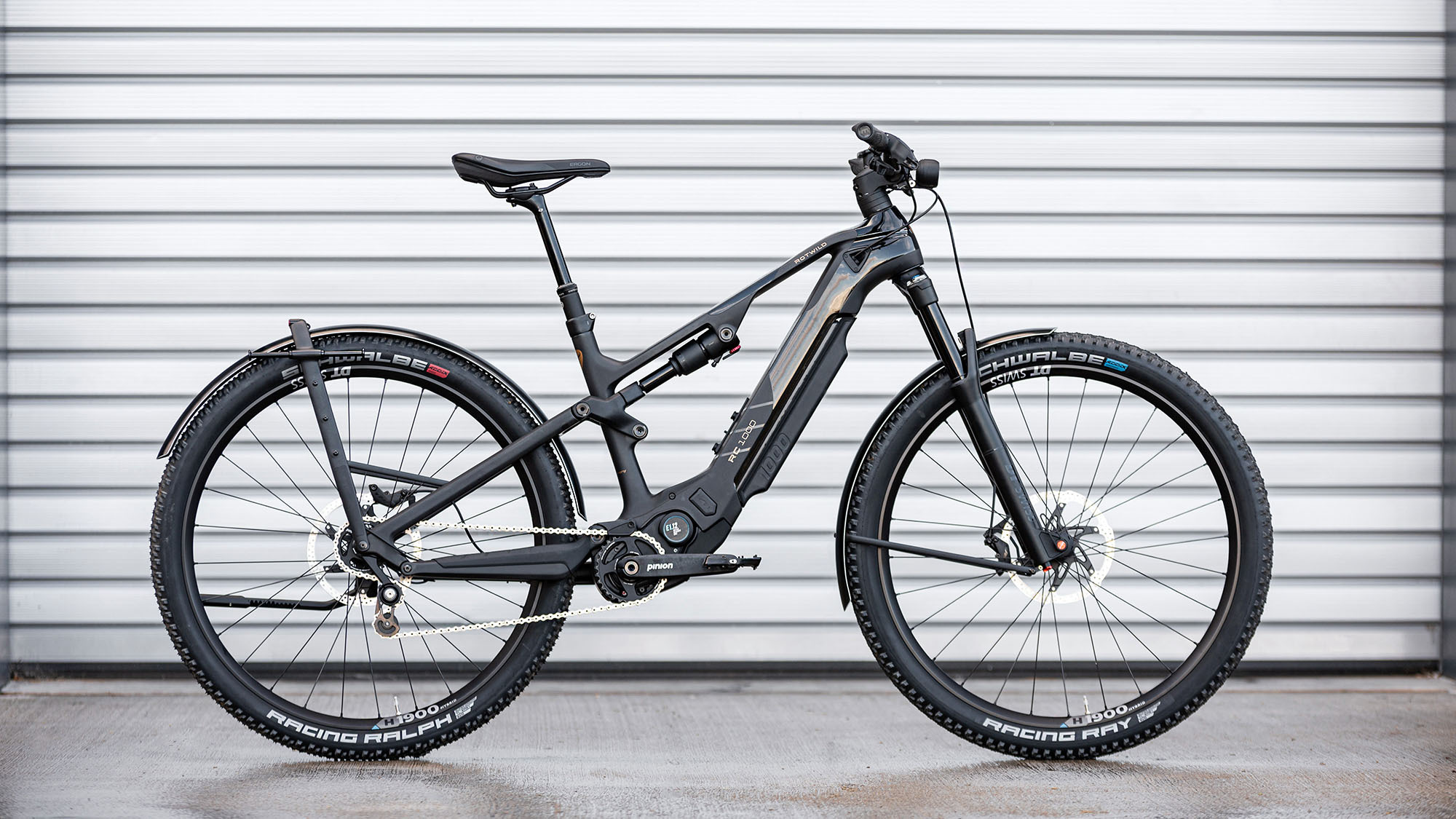 Rotwild mit neuen Pinion-Bikes: R.X1000 und R.C1000 Rotwild mit neuen Pinion-Bikes: R.X1000 und R.C1000