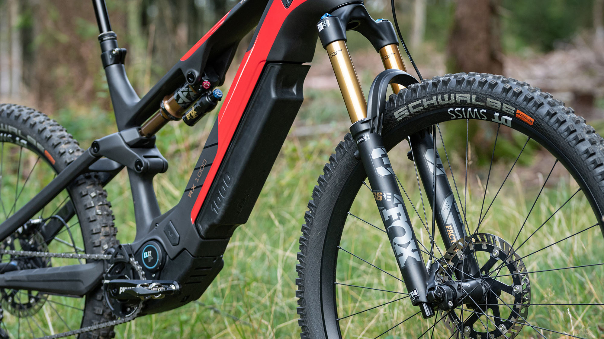 Rotwild mit neuen Pinion-Bikes: R.X1000 und R.C1000 Rotwild mit neuen Pinion-Bikes: R.X1000 und R.C1000