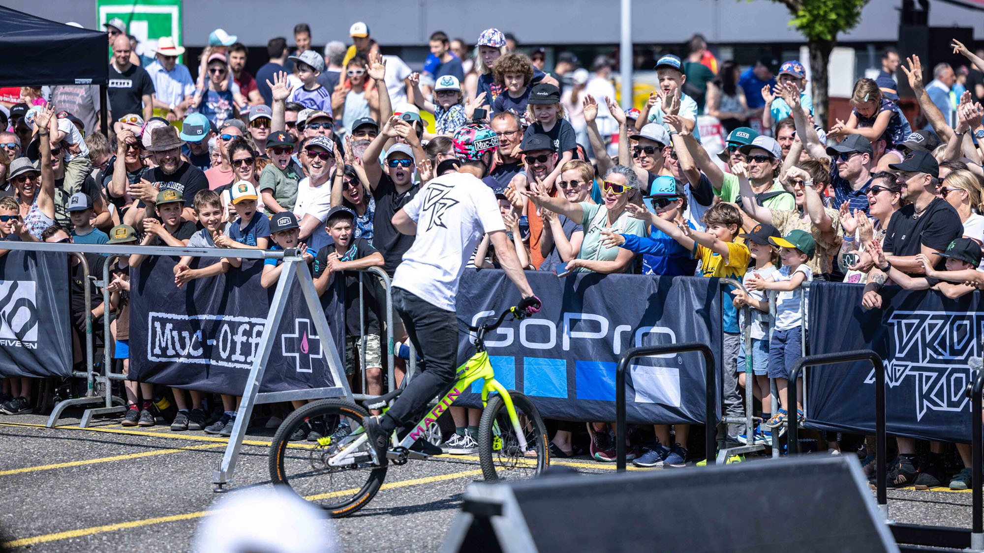 Hoschi Days 2024 – Adrenalinkicks und Entertainment für Bike-Enthusiasten Hoschi Days 2024 – Adrenalinkicks und Entertainment für Bike-Enthusiasten