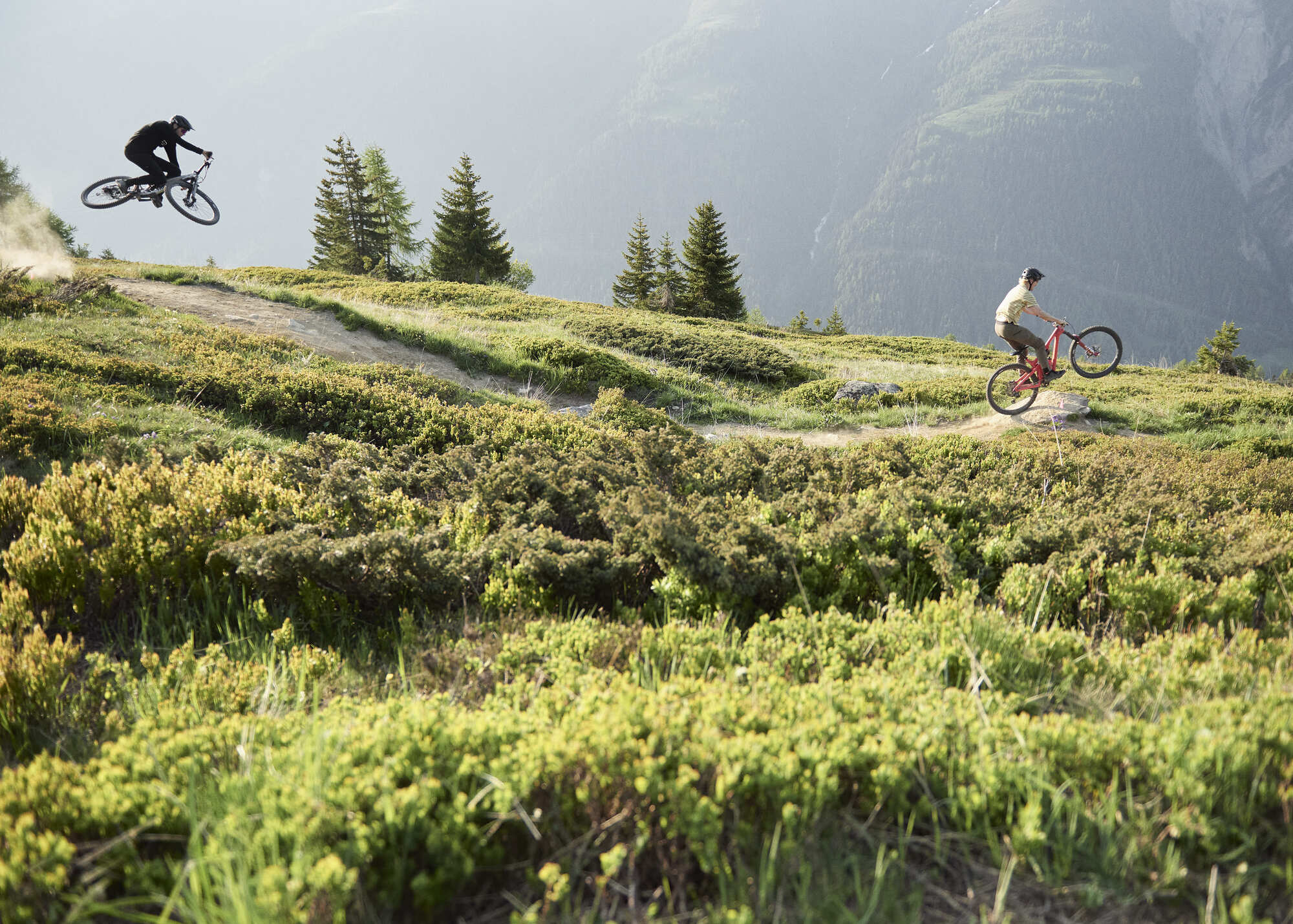 Rhythmus der Trails - Riding High in Bellwald Rhythmus der Trails - Riding High in Bellwald