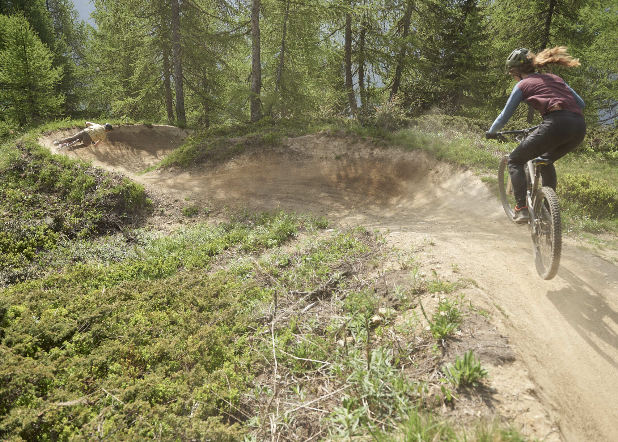 Rhythmus der Trails - Riding High in Bellwald Rhythmus der Trails - Riding High in Bellwald