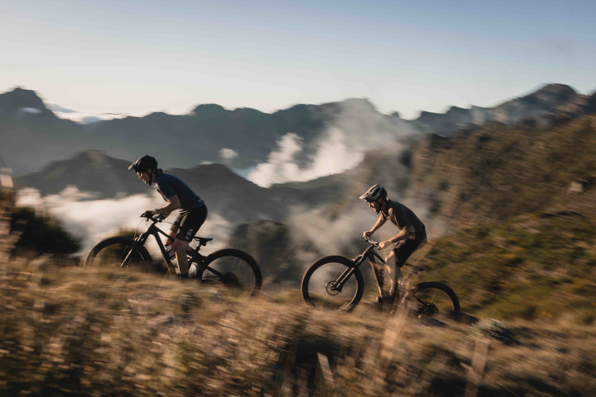 Das neue Trek Top Fuel Leichter, vielseitiger und anpassungsfähiger Das neue Trek Top Fuel Leichter, vielseitiger und anpassungsfähiger