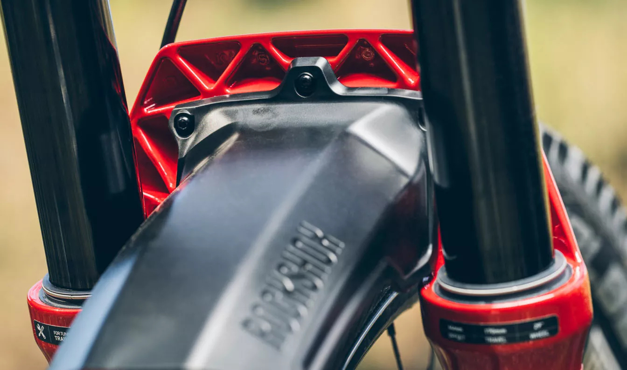 RockShox Zeb Ultimate 2025: Enduro-Gabel mit neuem Update RockShox Zeb Ultimate 2025: Enduro-Gabel mit neuem Update