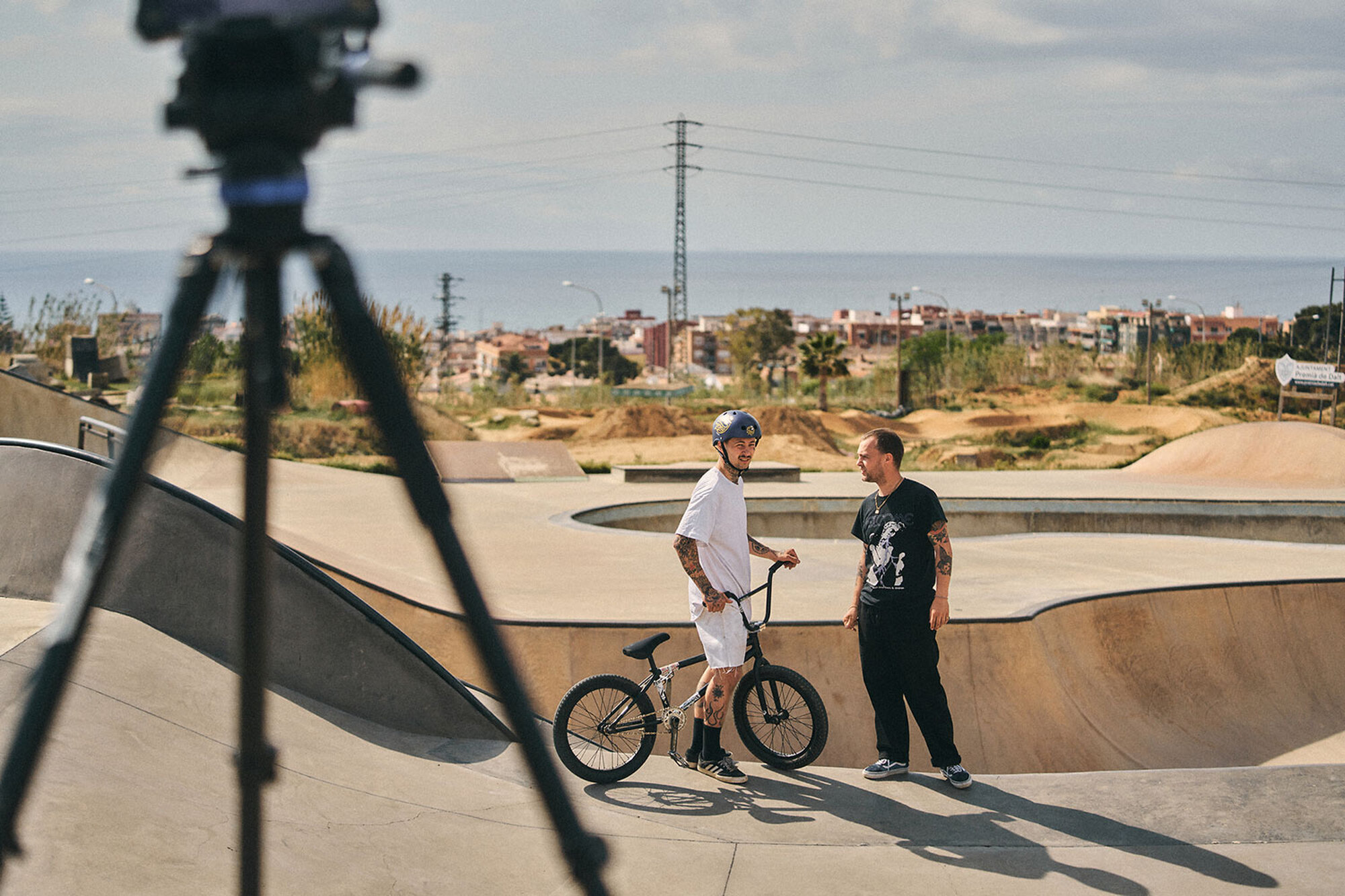 «RIDING THE DREAMSCAPE» «RIDING THE DREAMSCAPE»
