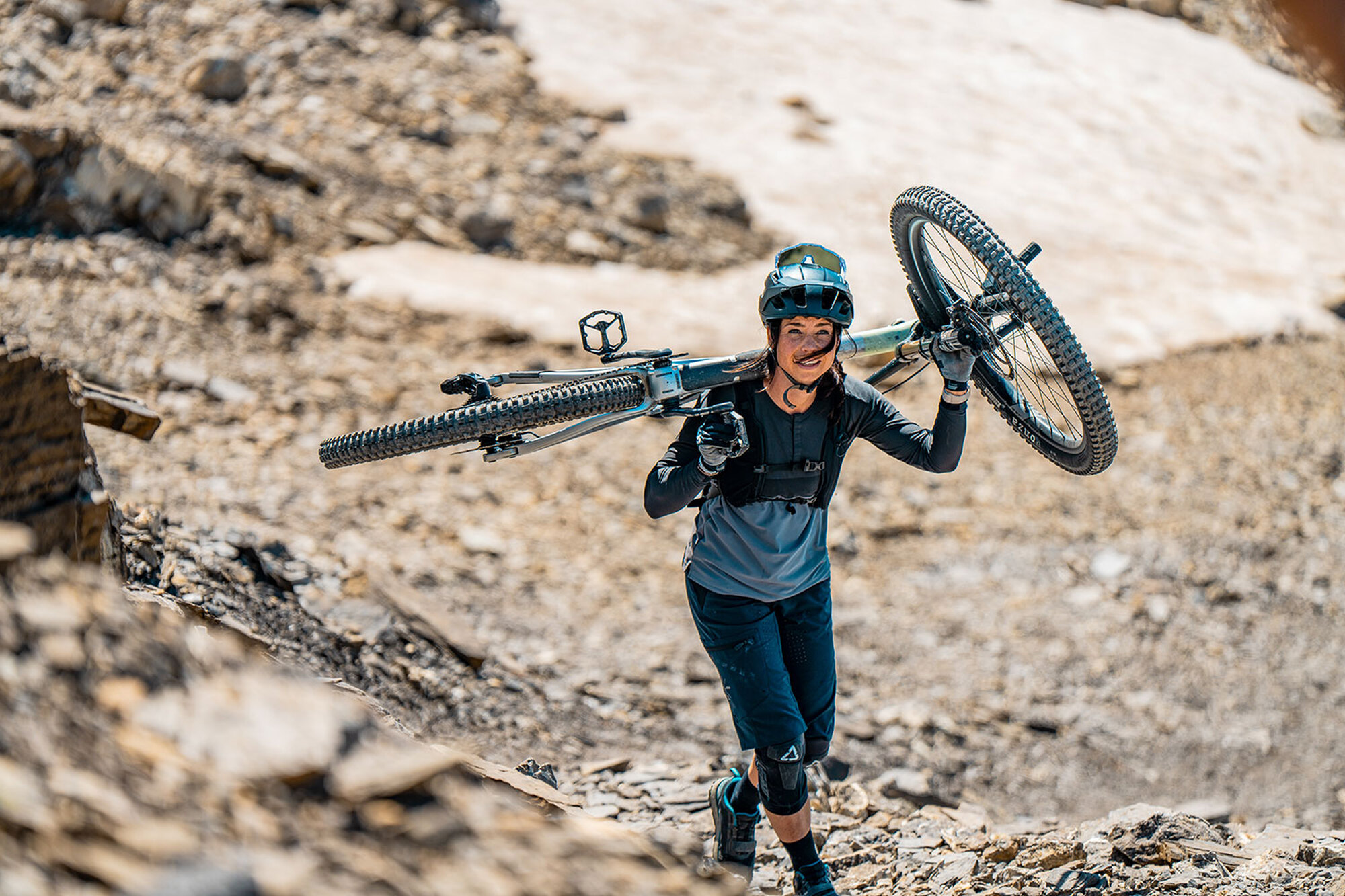 All In One - Plaine Morte Singletrail-Tour in Crans-Montana All In One - Plaine Morte Singletrail-Tour in Crans-Montana