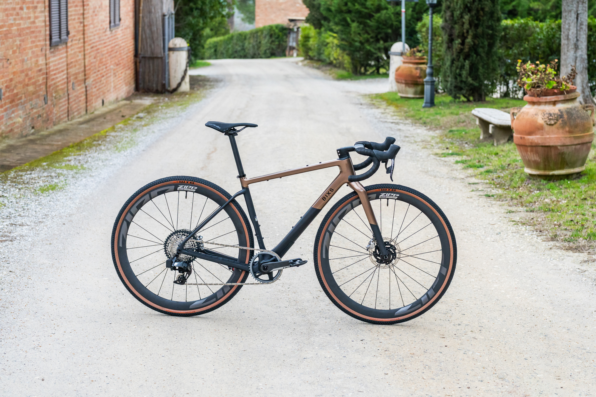 BIXS stellt neues Gravel-Bike «Gran Turismo GR» vor