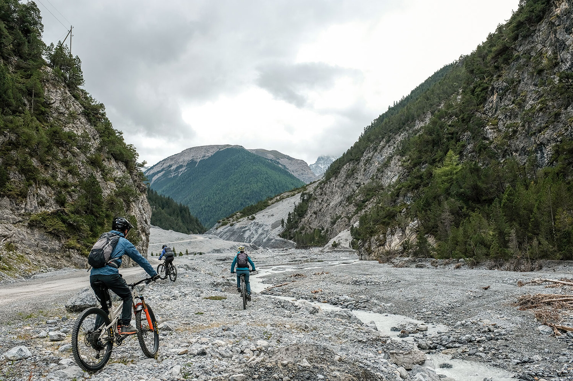 BORN-Wegweiser-Unterengadin-c-Franz-Thomas-Balmer-2