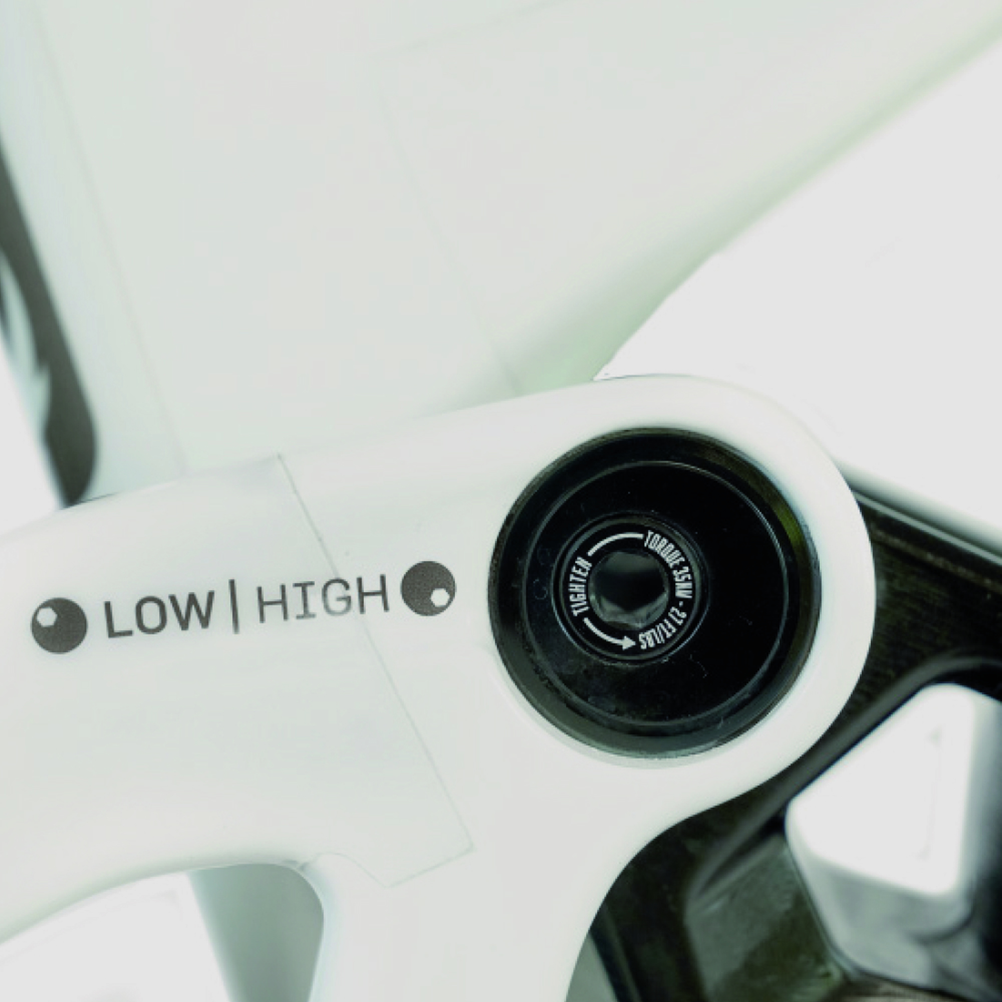 PIVOT FIREBIRD PRO X0 EAGLE TRANSMISSION