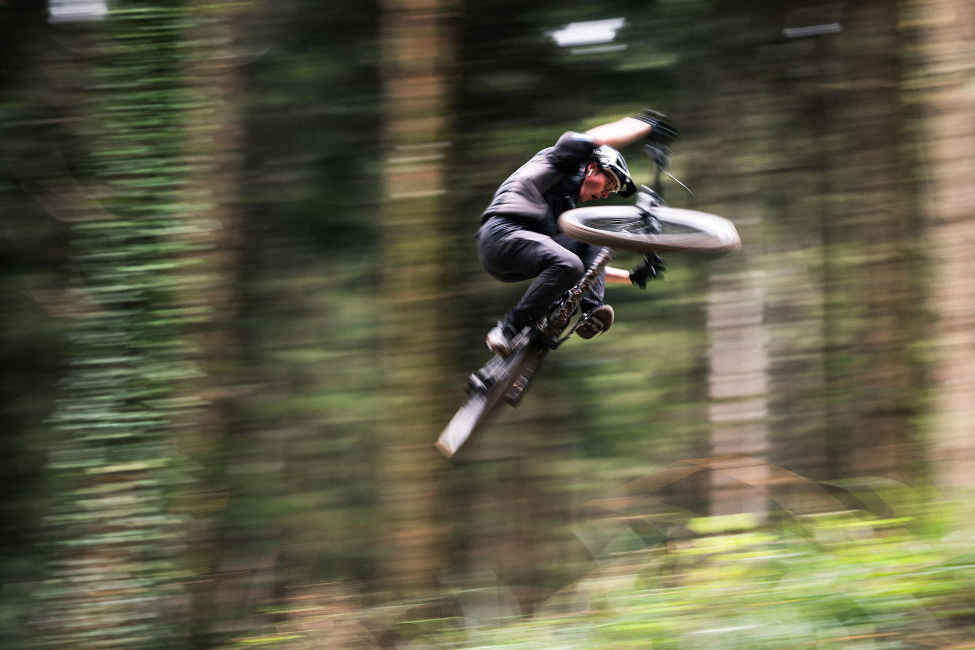 Über Brücken zu Trails