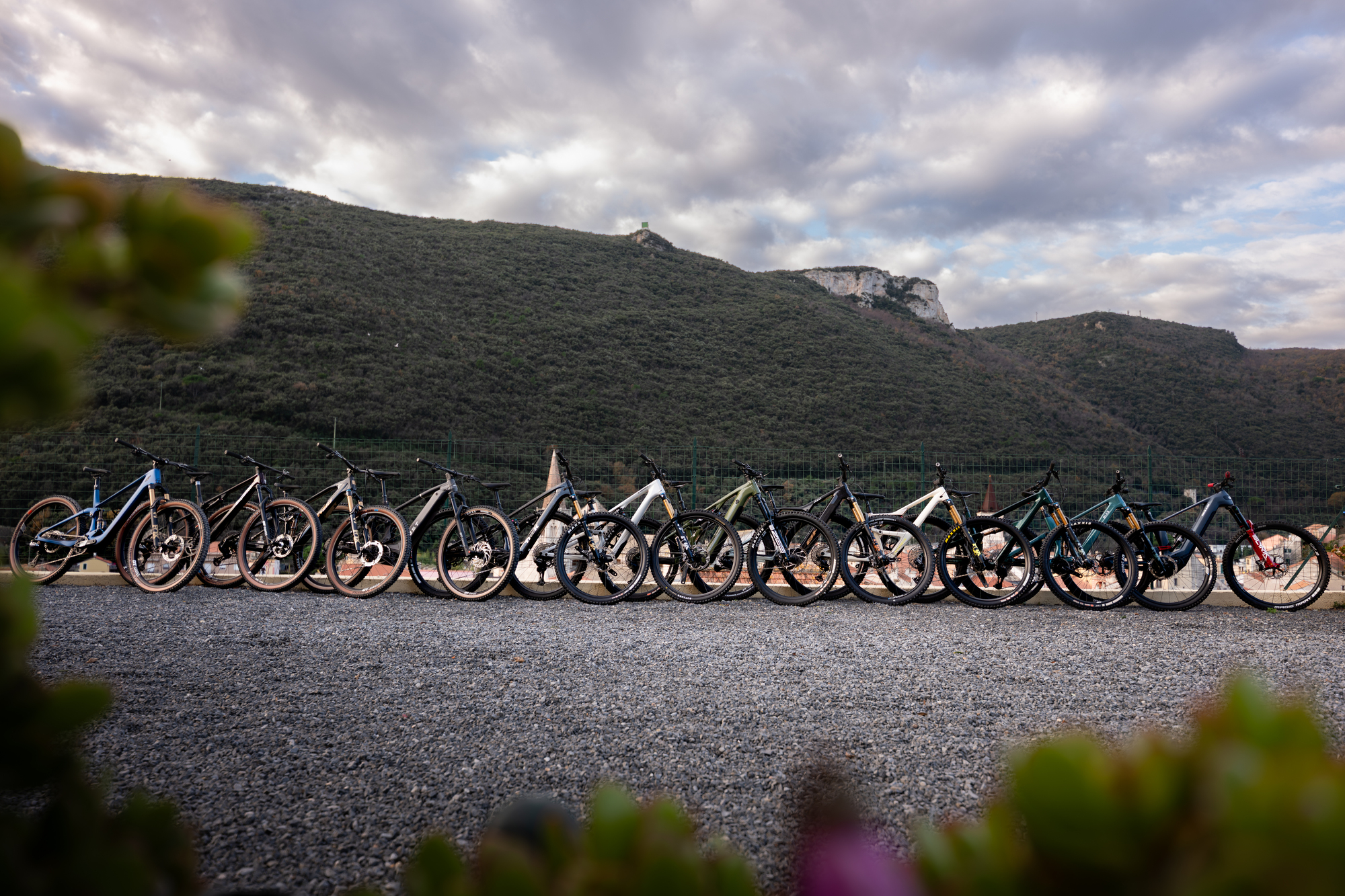 BORN Mountainbike Magazin: Tests, Touren und Technik im Überblick